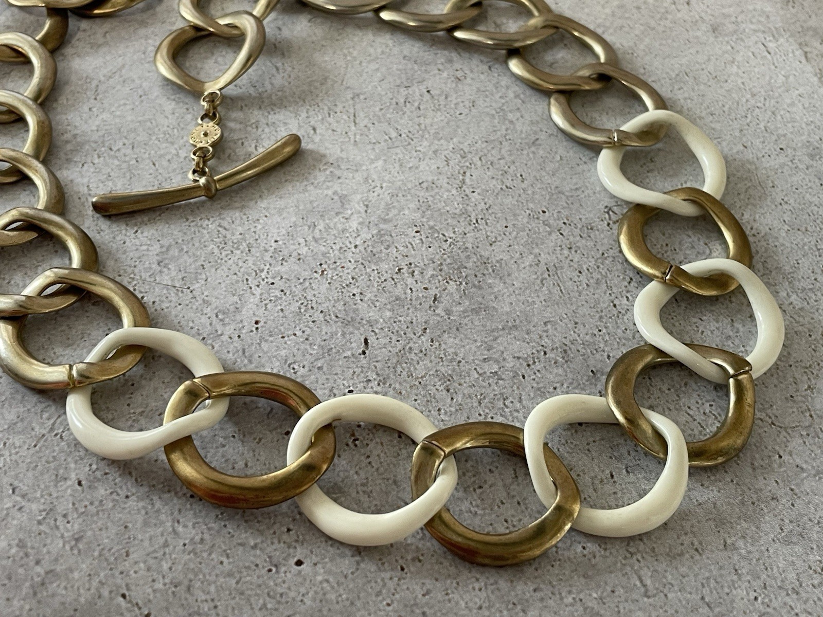 Vintage Monet Gold White Link Necklace Chunky Statement Chain Retro Modern