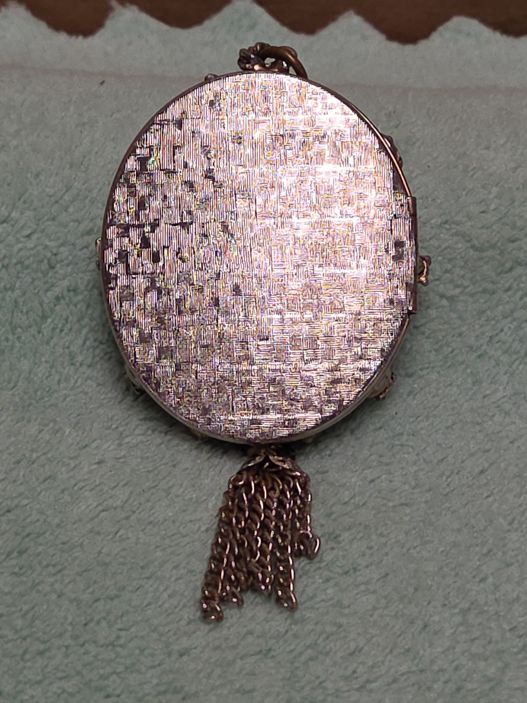 Nice Vintage Carved Cameo Locket Pendant *SEE PICS