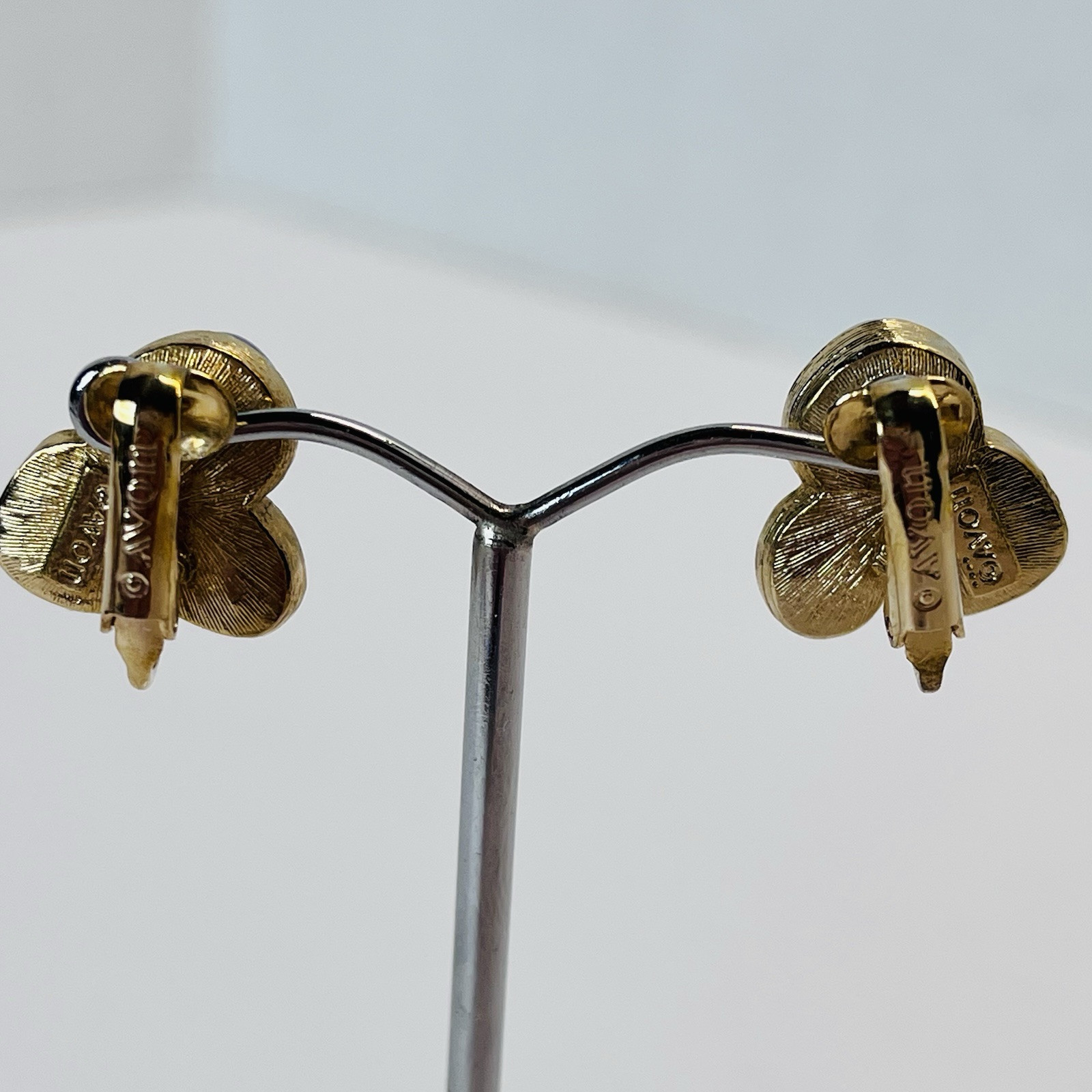 Vtg AVON Multicolor Lucite Rhinestone Clip On Earrings – Gold Tone – 1/2”