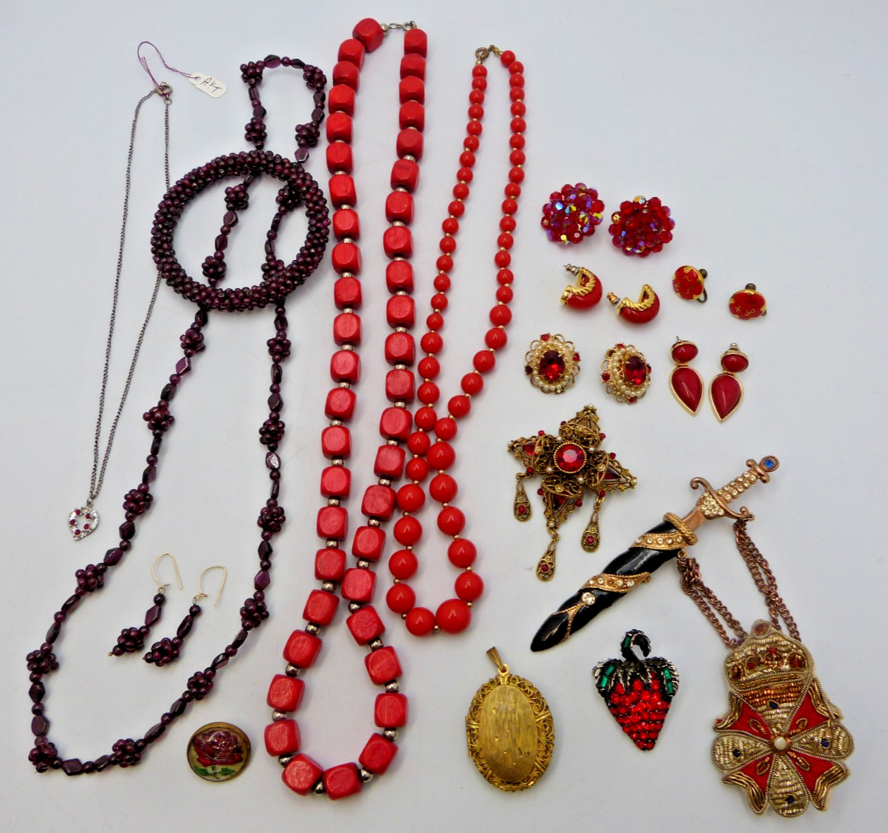 VINTAGE Red Jewelry Lot 17 Pcs 12oz Garnet Set Rhinestone Brooch Movie Prop