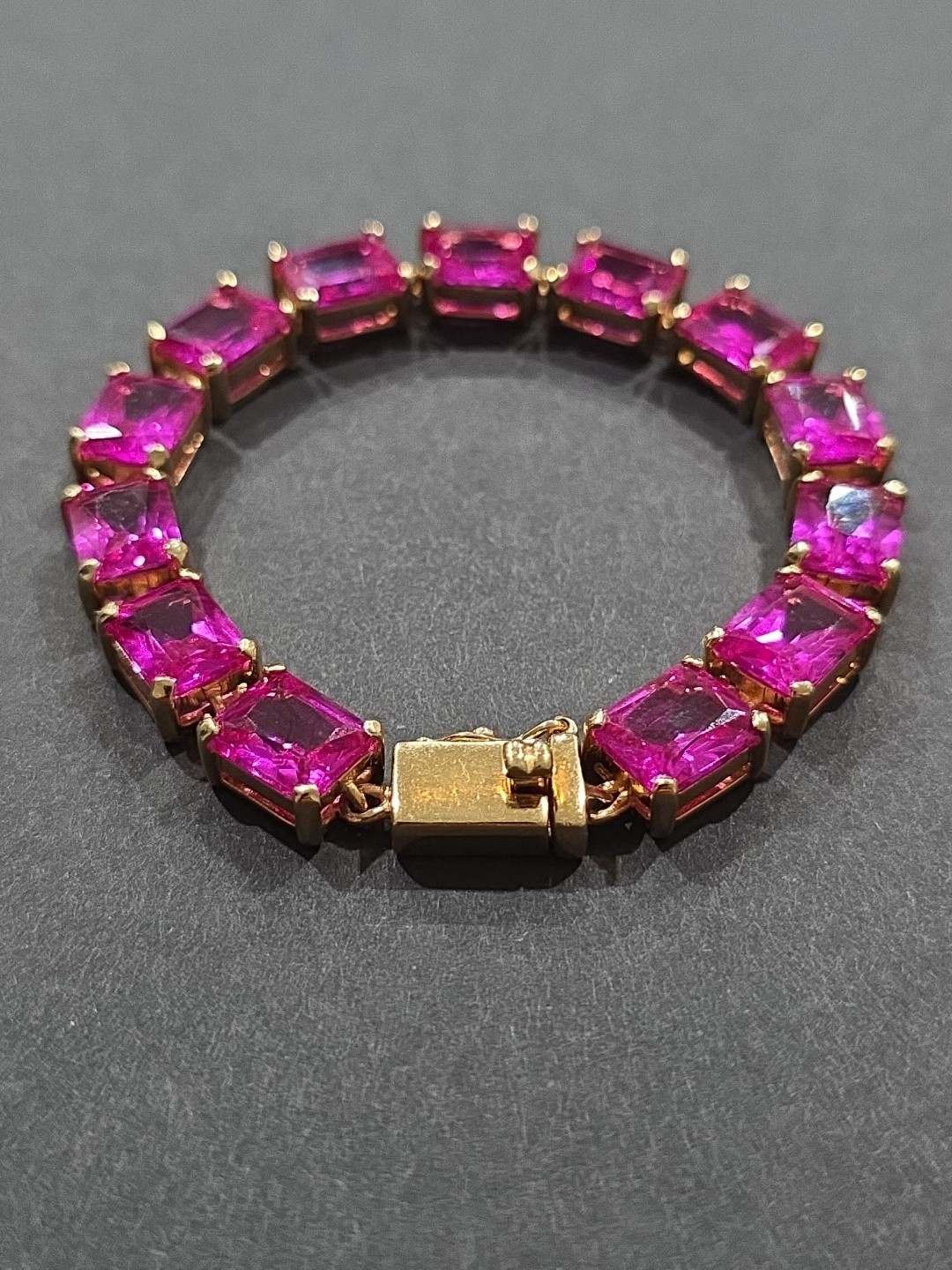 Vintage UTC 925 Sterling Vermeil Magenta CZ High-Sparkle Tennis Bracelet 7″