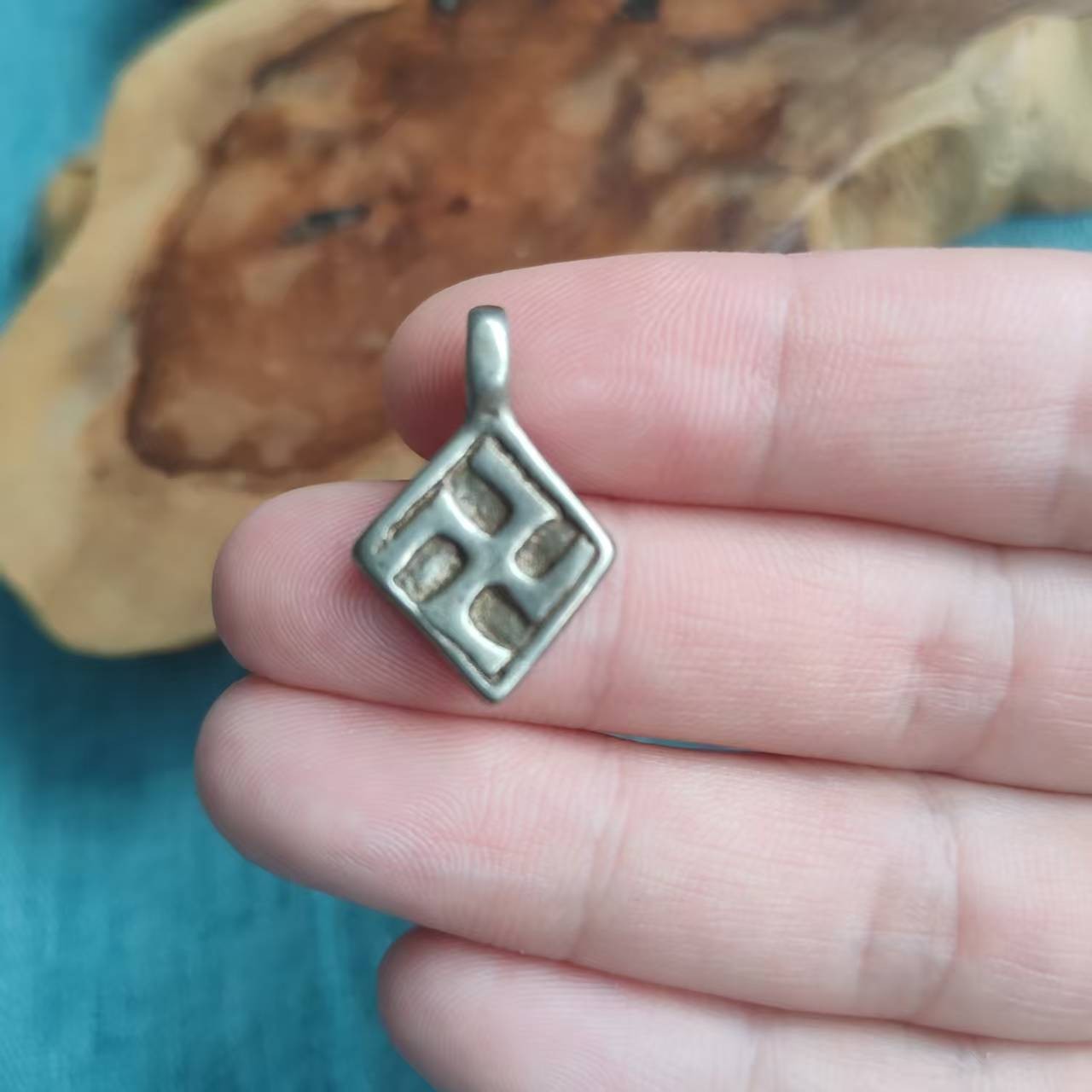 Vintage Tibetan Square Pendant Buddhist Swastika Symbol Unisex Amulet Keychain