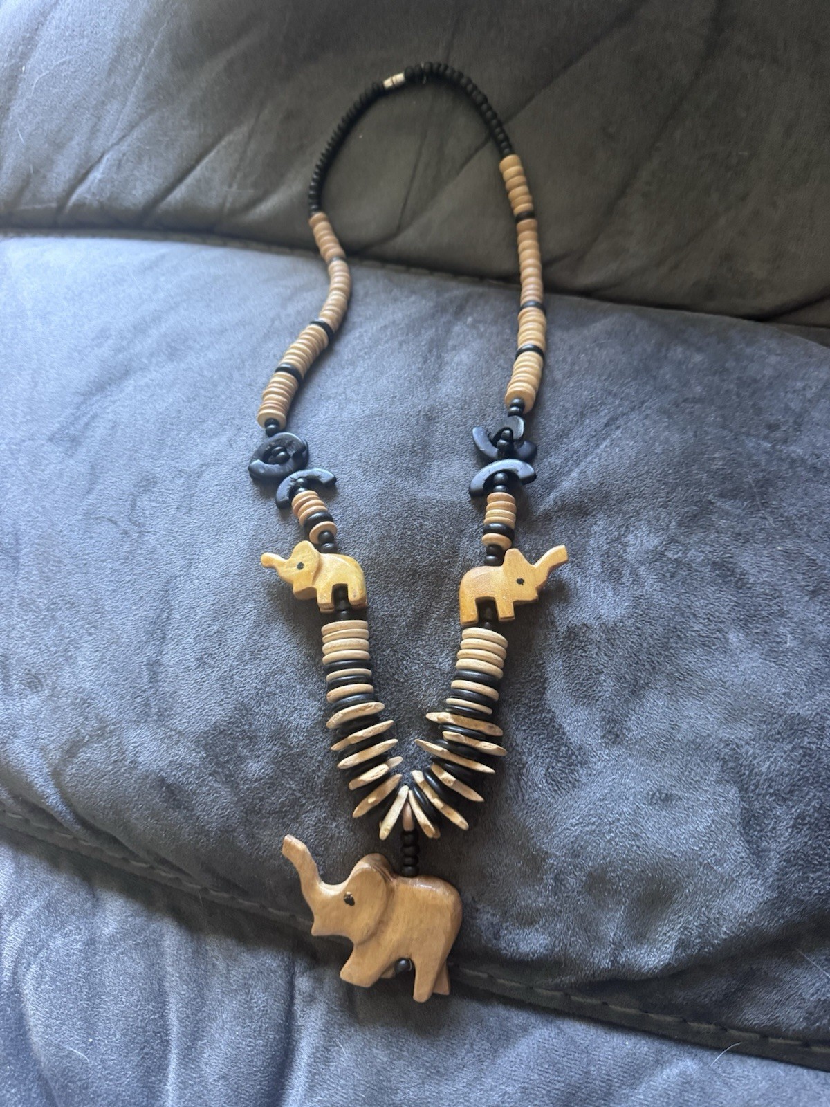 Vintage Elephant And Lion Necklace Carved Wooden Safari African Hand Crafted Art