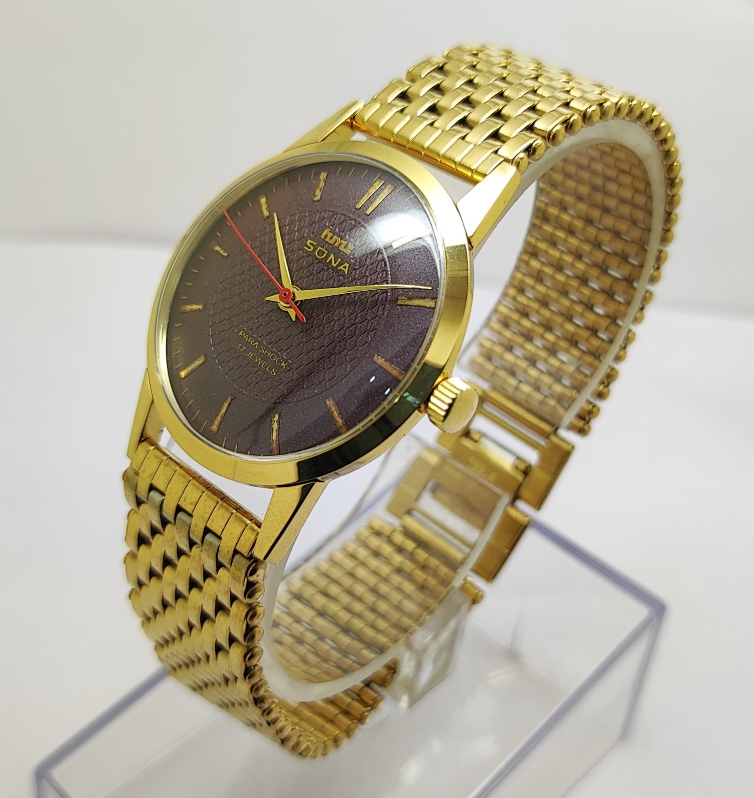 Vintage Hmt Sona Brown Dial 17 Jewels Para Shock Mechanical hand winding Watch