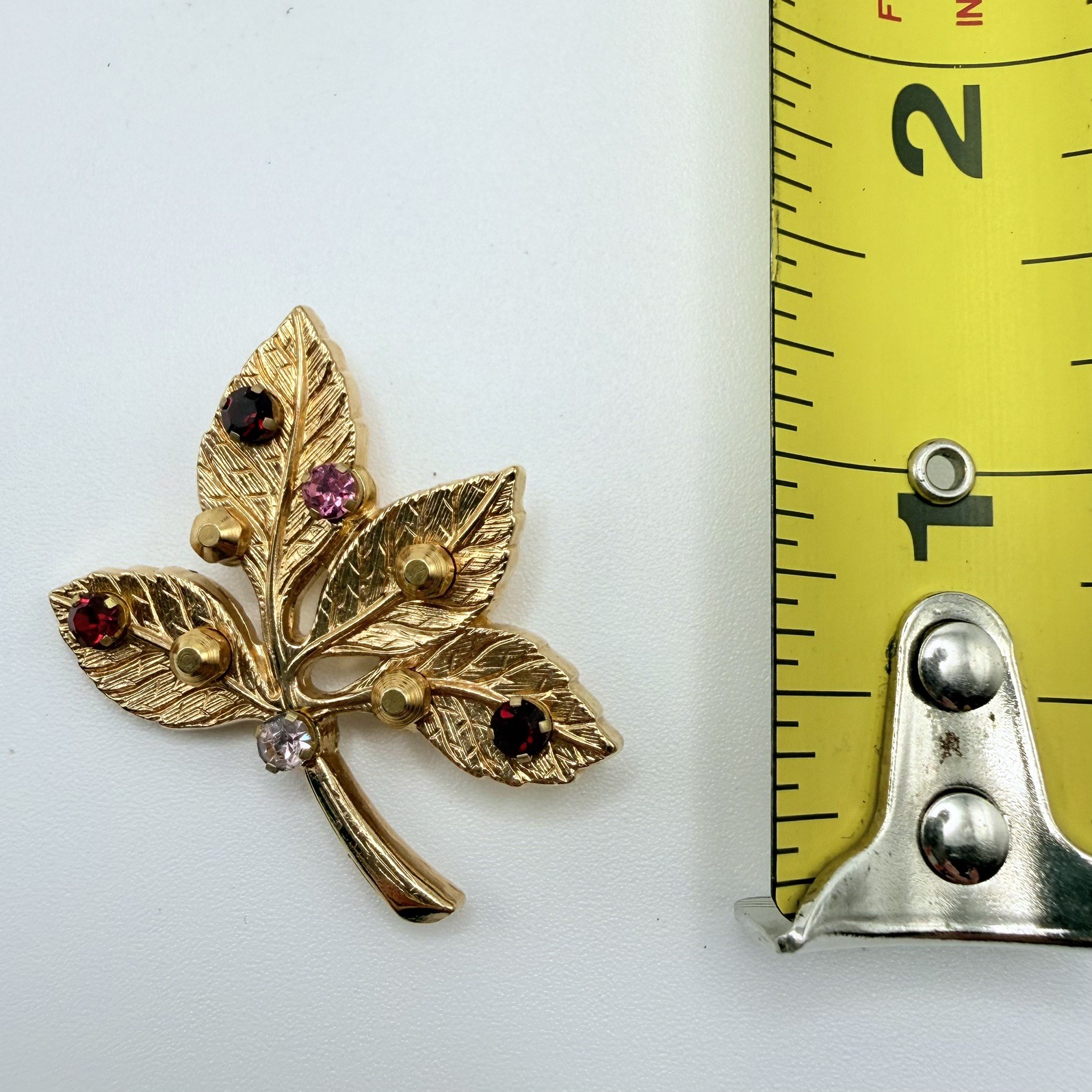 Anson Multi-Color Rhinestone Leaf Brooch Pin 1.5″ Vintage Signed Autumn