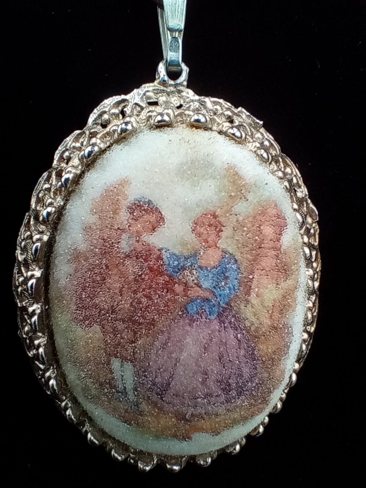 Pendant Necklace Brooch Set Vintage Germany Courting Scene 21 In Gold Tone Chain