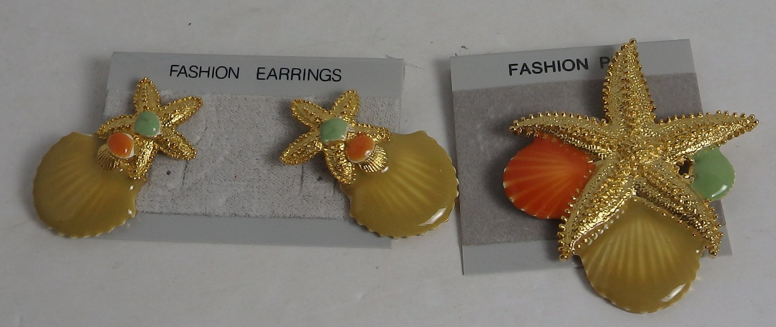New vintage starfish shell brooch & Earrings Set Goldtone Scallop shells