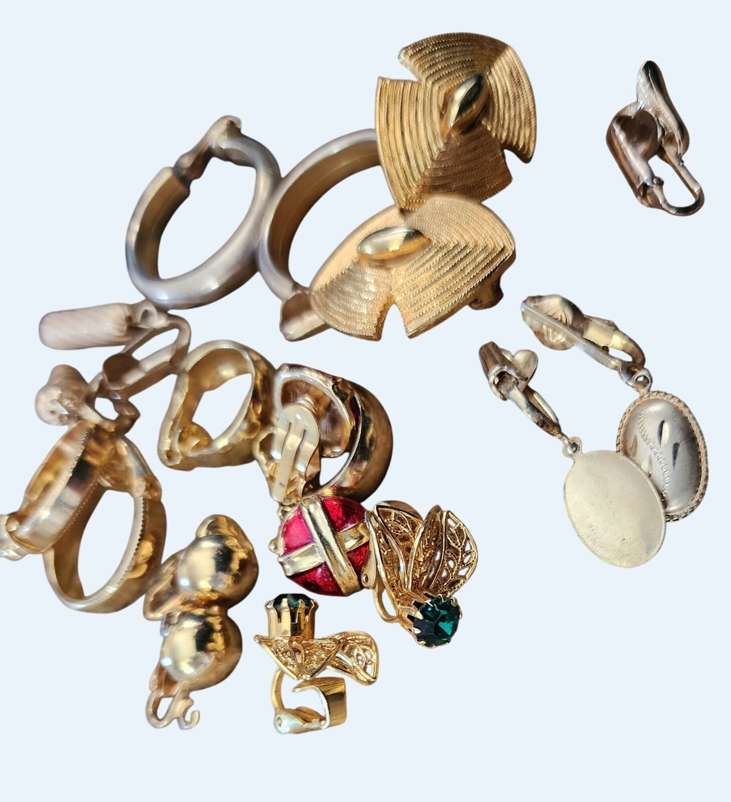Vintage Jewelry Lot 10 Pairs Clip Earrings Hoops Dangles Gold Tone Retro