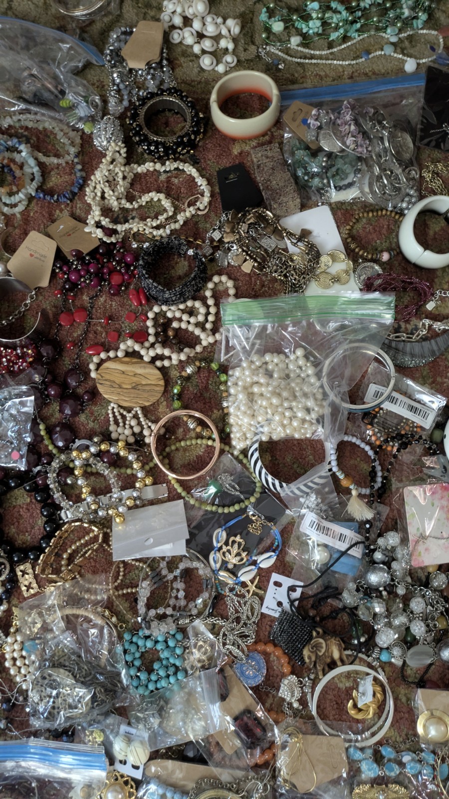 17 Lbs Of Unresearched Vintage/Modern/New Resell Or Crafting Jewelry Lot