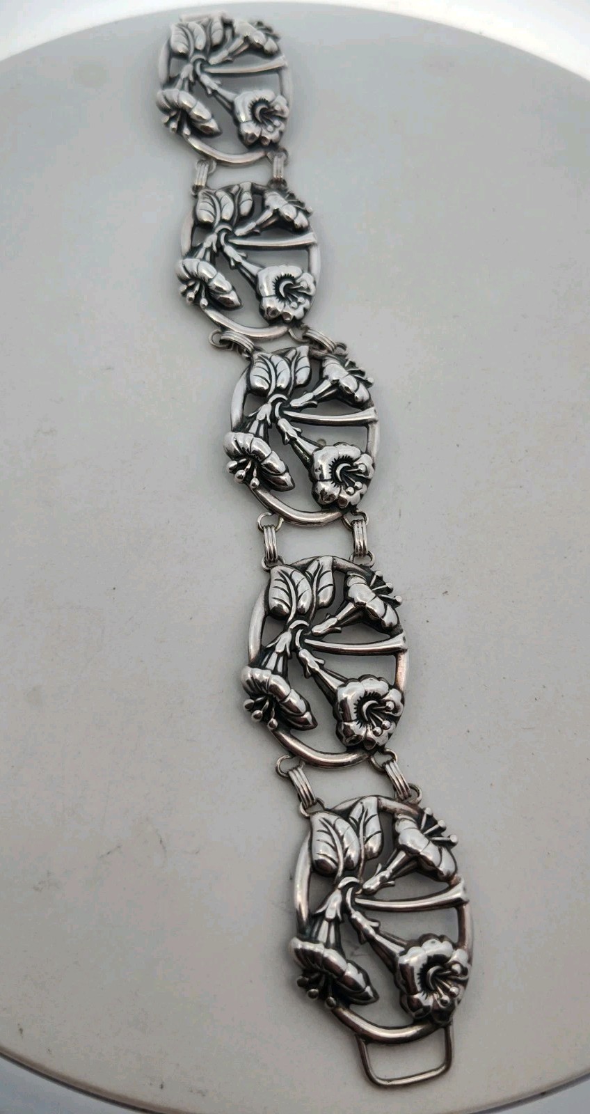 Vintage or Antique Danecraft CFO Sterling Silver Trumpet Flower Design Bracelet