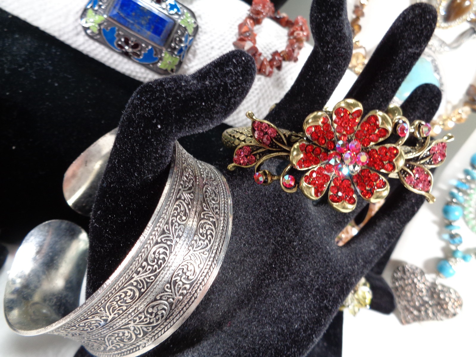 Chunky Mix Blue Red Rhinestone Figural Stone Necklace Bracelet 22 Pc Jewelry Lot