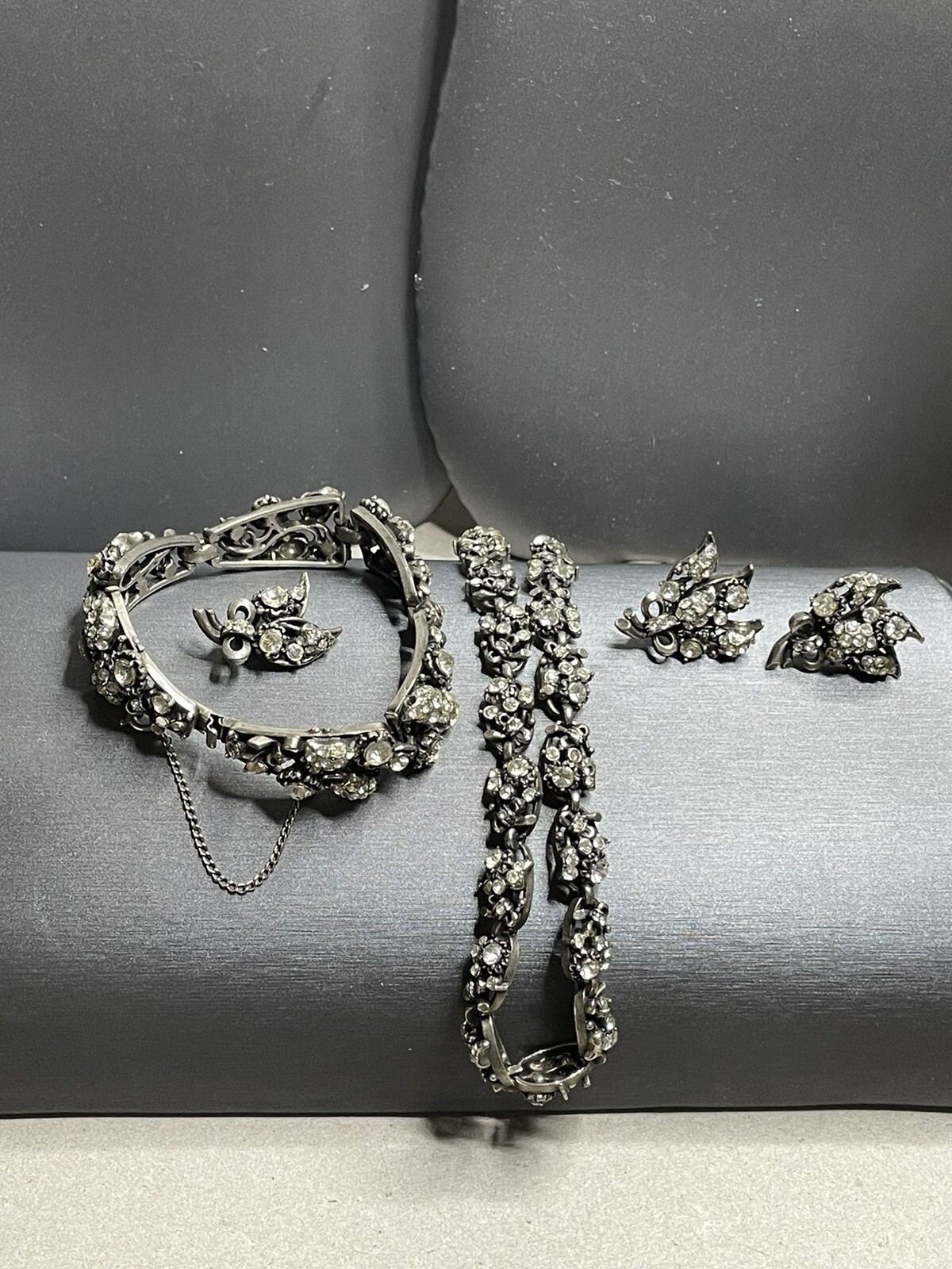 Hollycraft 1953 HTF Parure Suite White Rhinestone “none Missing” a RARE Beauty