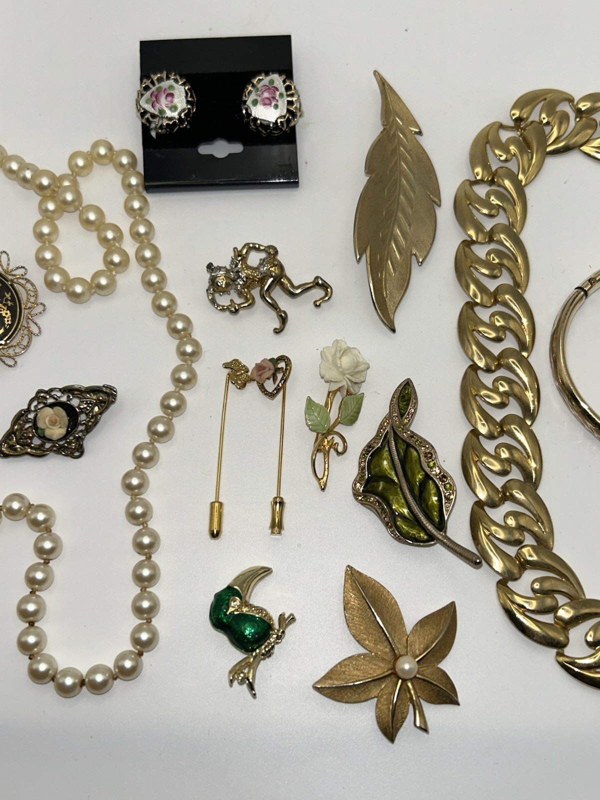Vintage Estate Costume Jewelry Lot of 16 Brooches Stick Pins Necklaces Bracelets