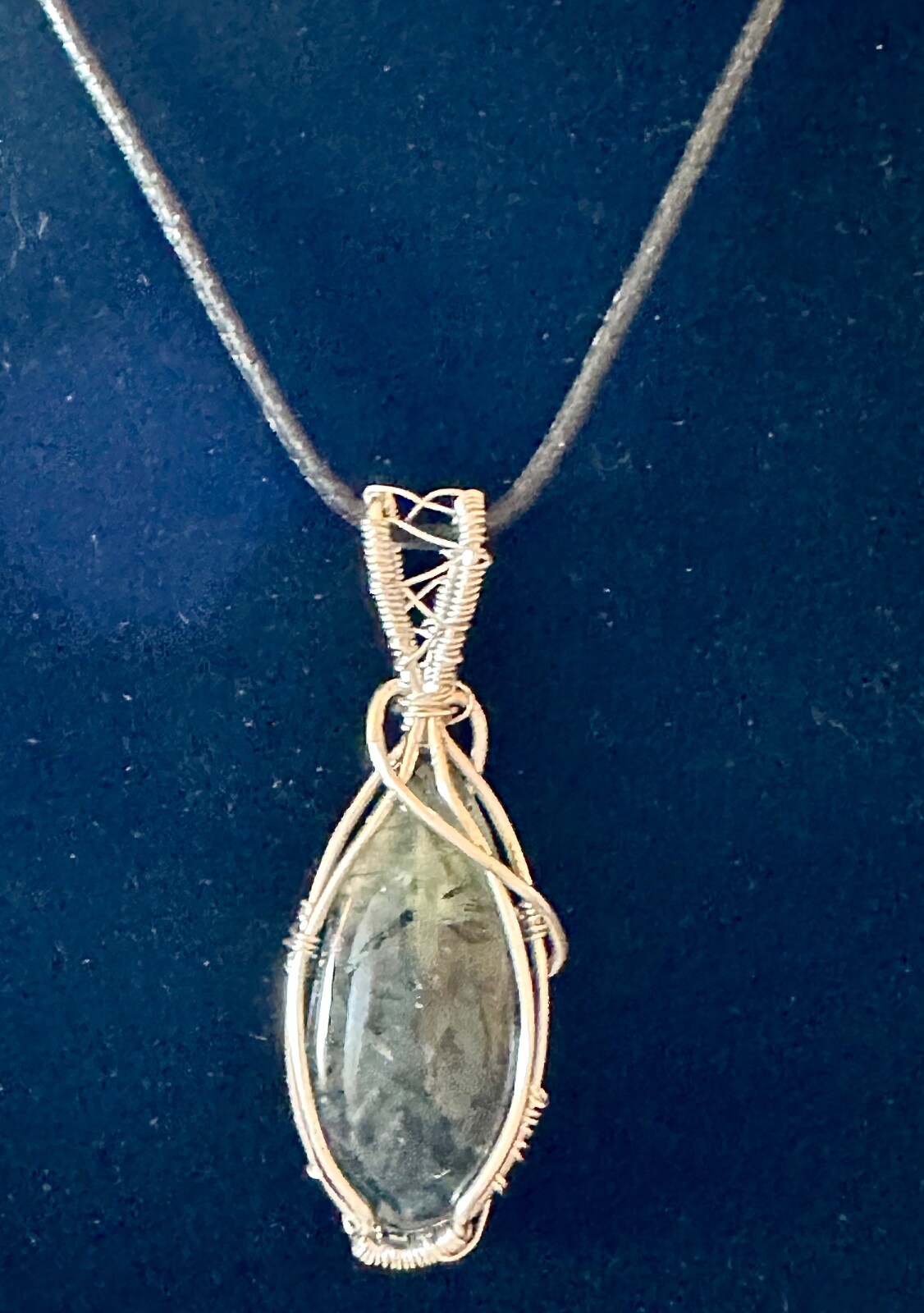 2″ Silver Tone Wire Wrapped Rutilated Quartz Pendant Dark Grey 16+” Chord Vtg