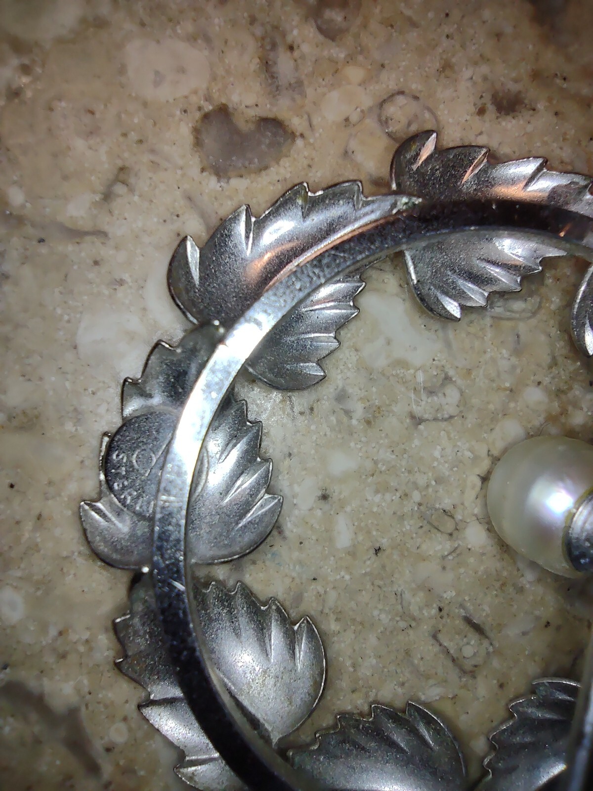 vintage round sterling silver faux pearl pin 1.25″ diameter  filigree leaf motif
