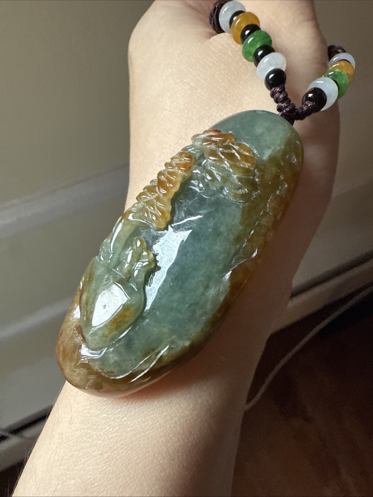 Grade A Untreated Burma Jadeite 純天然翡翠A貨老坑巧雕 俏色山水 Certified