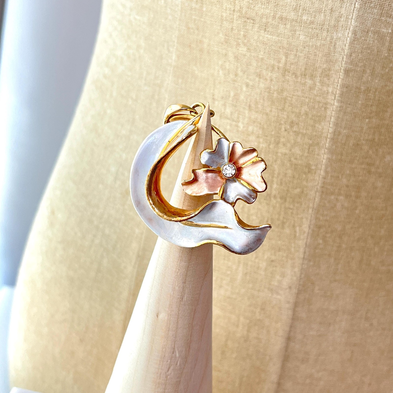 Vintage Tropical Rare Pendant Earrings Set Signed EB Estee Lauder Promo 1990s
