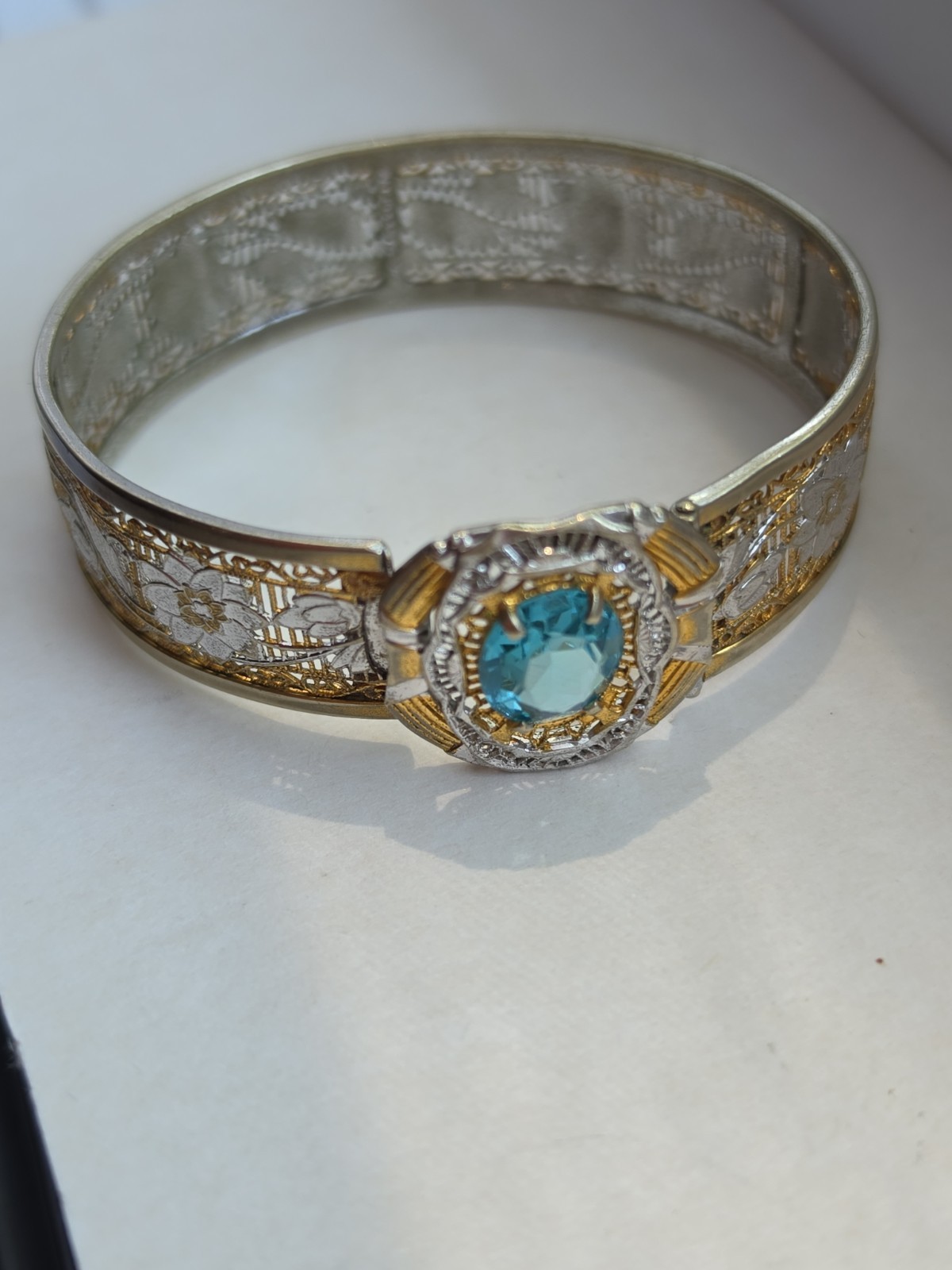1930s Art Deco Filigree Bracelet Hinged JJ White Mfg Co Pat 1955576 Blue Gem