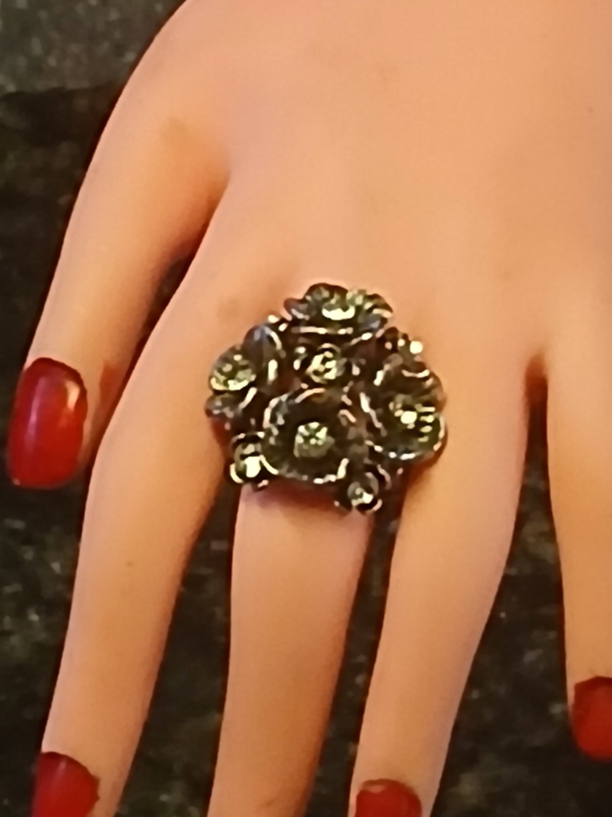 Vintage Pewter & Rhinestone adjustable elastic band flower Ring -1 size fits all