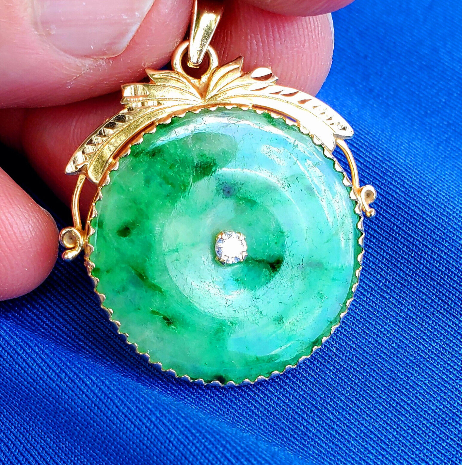 EARTH MINED Green Jadeite JADE DIAMOND Vintage Deco Pendant 14K GOLD Medallion
