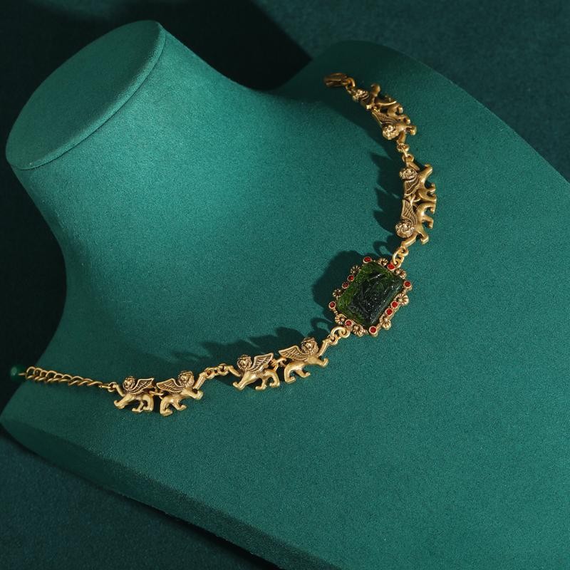 Vintage Green Glass Bracelet Charm Lion Woman Gold Plated Luxury Designe Jewelry