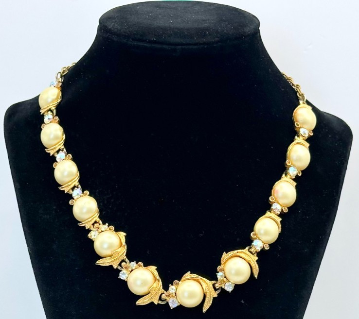 Signed ART Gold Tone Faux Pearls Rhinestones Choker Necklace Vintage