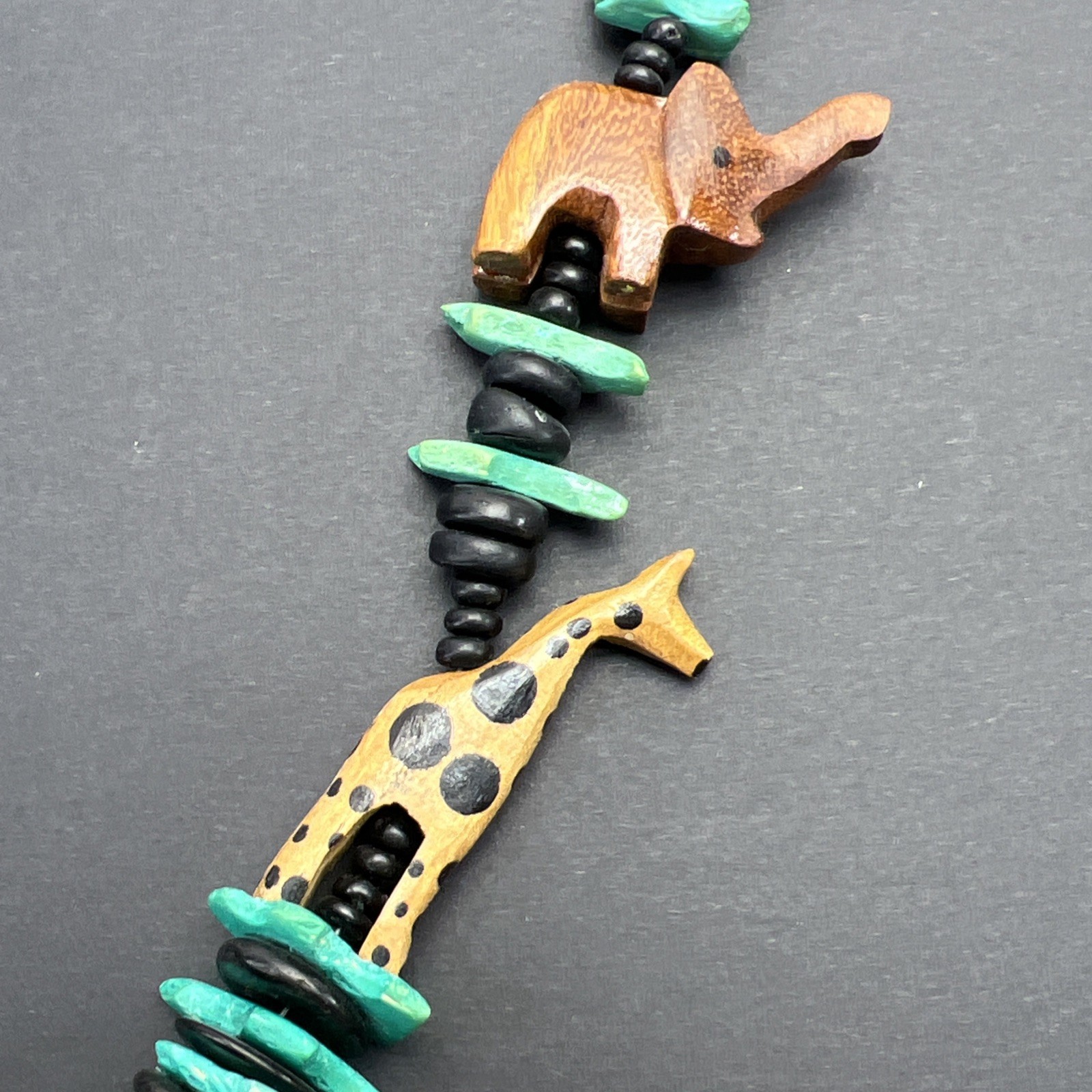 Carved African Elephant Giraffe Graduated Necklace Ceramic Turquoise Wooden VTG