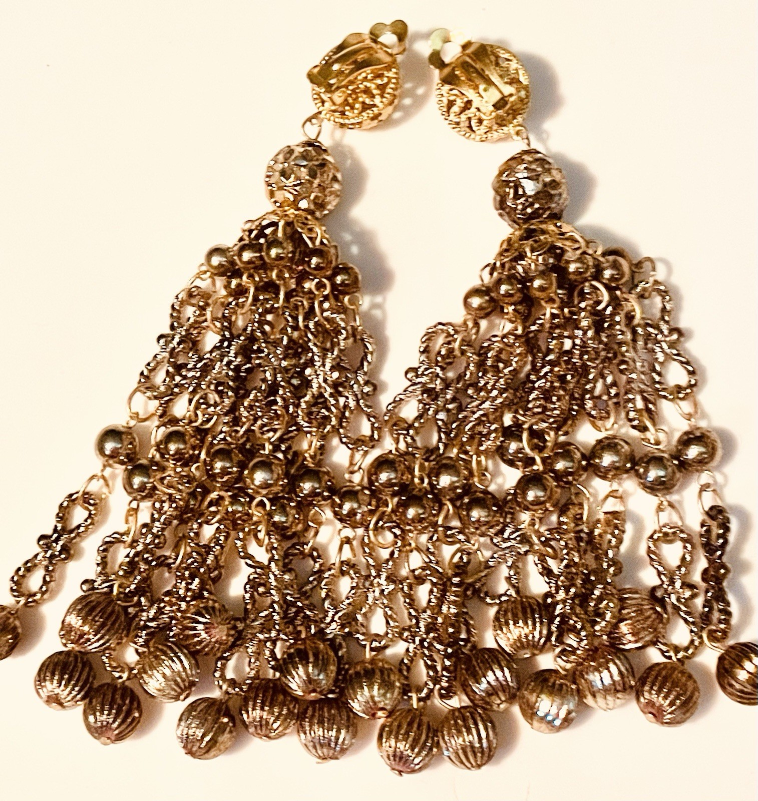Vintage LONG Tassel Clip On Earrings Gold Tone LIGHT Chandelier BOLD 70s 5” Big