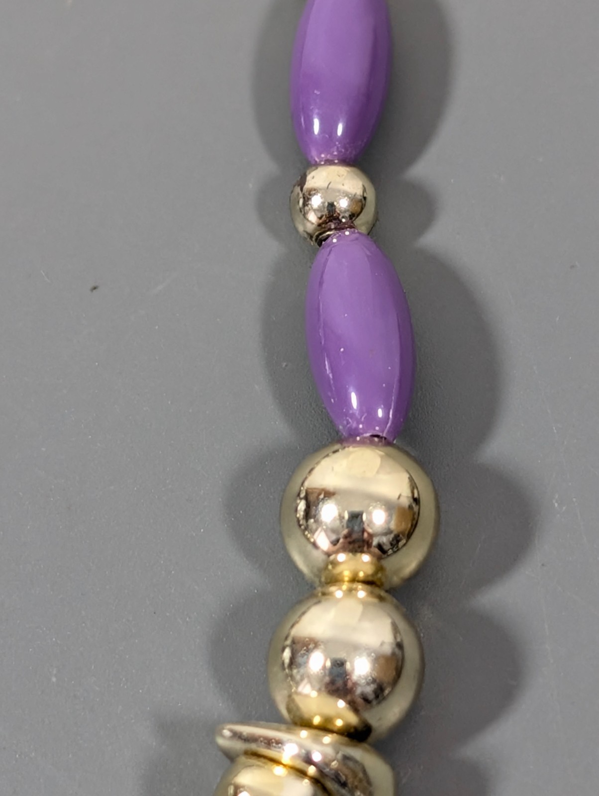 Vintage Lucite Hong Kong Purple Gold Tone Beaded Necklace 20 in
