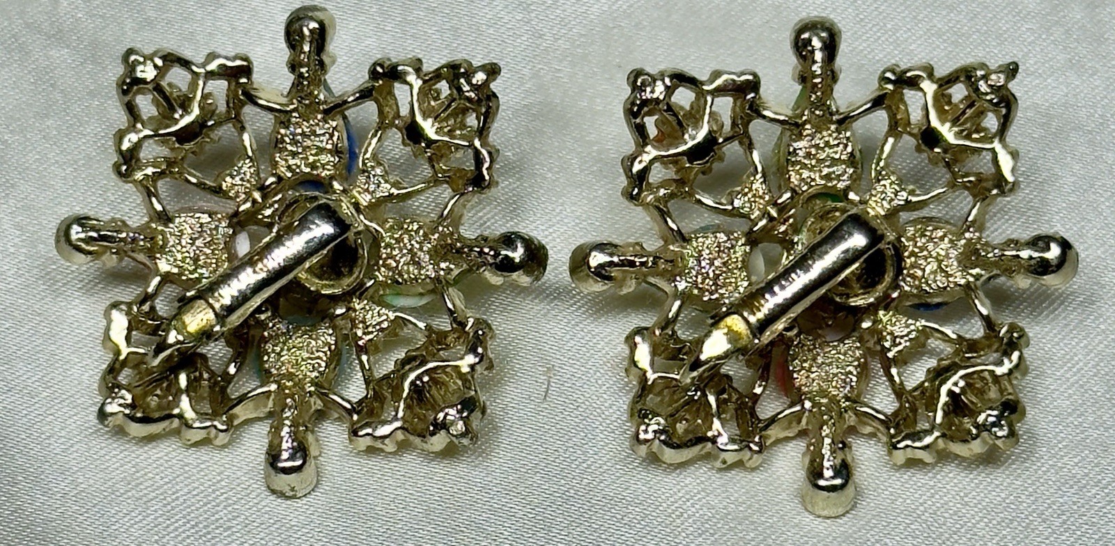 VINTAGE SARAH COVENTRY GALAXY BROOCH/PENDANT WITH CLIPON EARRING SET RHINESTONES