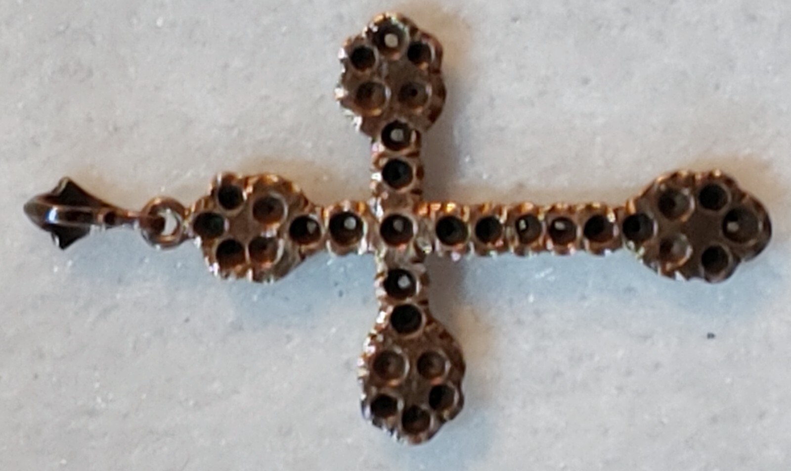 VTG RARE – CROSS PENDANT – Solid 10K GOLD & DIAMONDS – SIGNED – SEE PICTURES