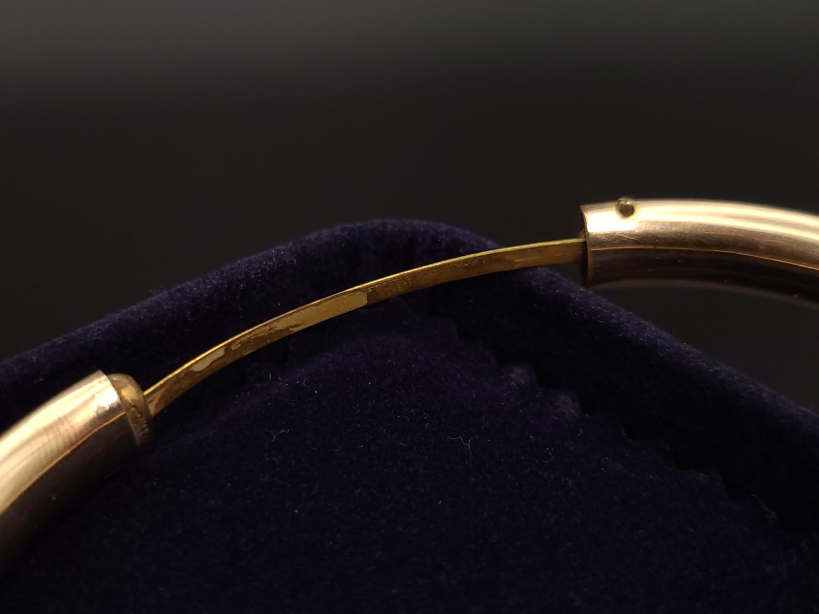 Antique Victorian SB Co Gold Filled Engraved Hinged Bangle Bracelet Floral
