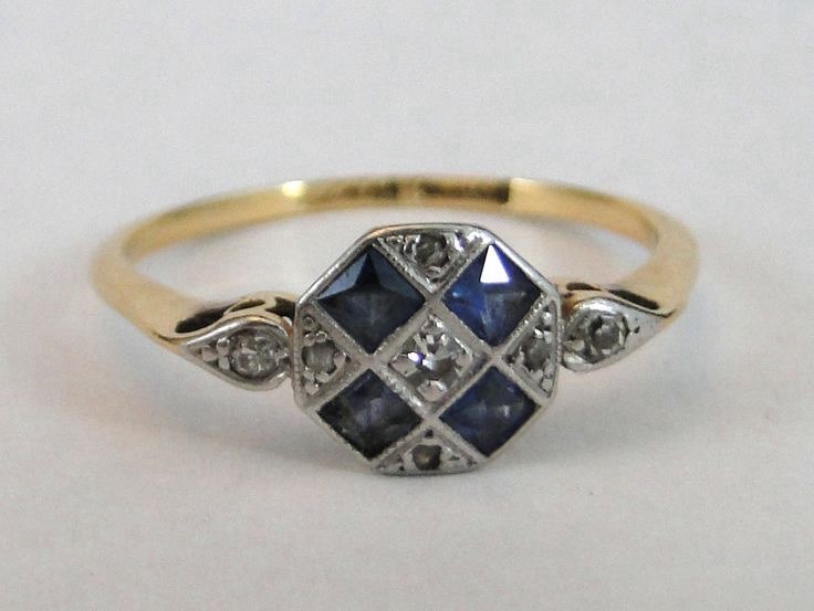 Vintage-Style Square Cut Blue Sapphire Diamond Milgrain Geometric Design Ring