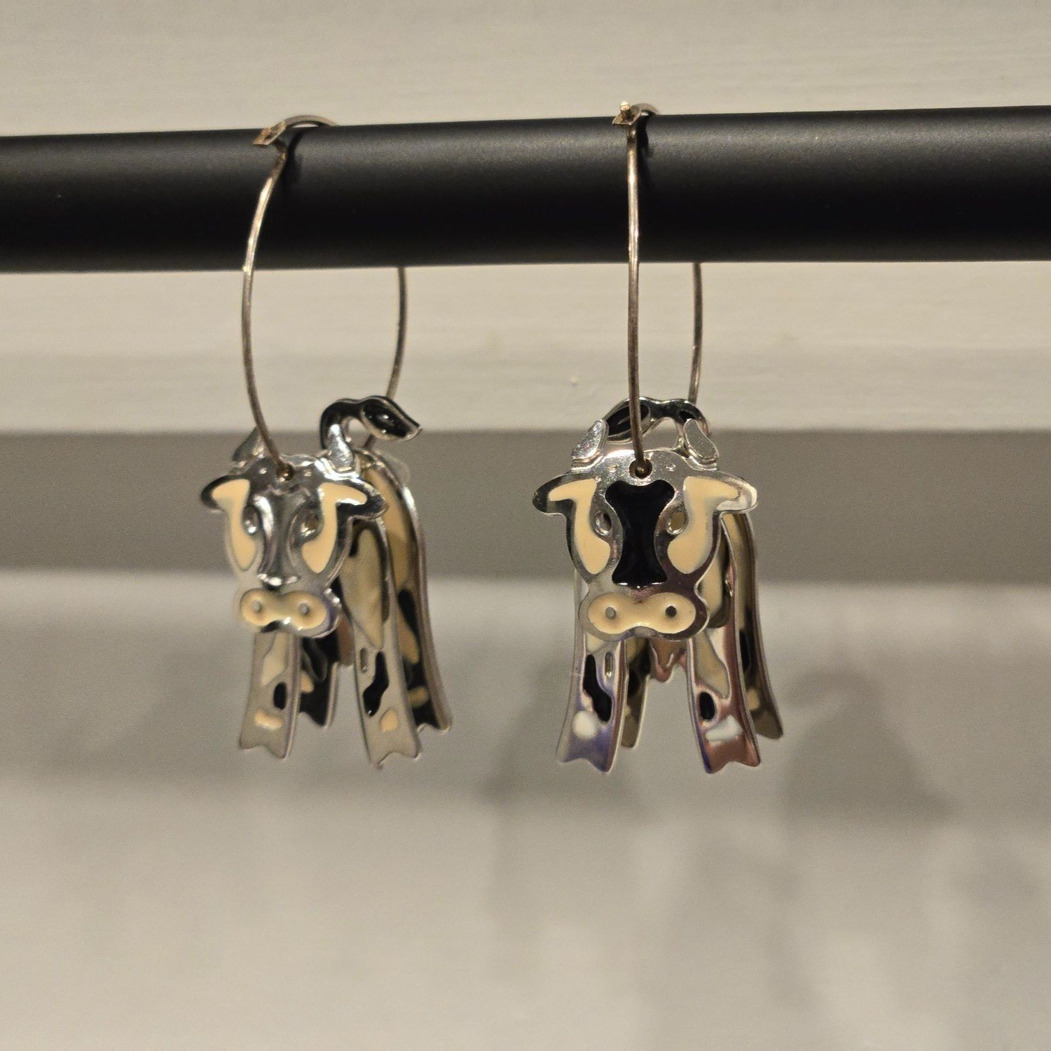 Funky Edgar Berebi Vintage Cow Enamel Earrings whimsical cloisonne style hoops