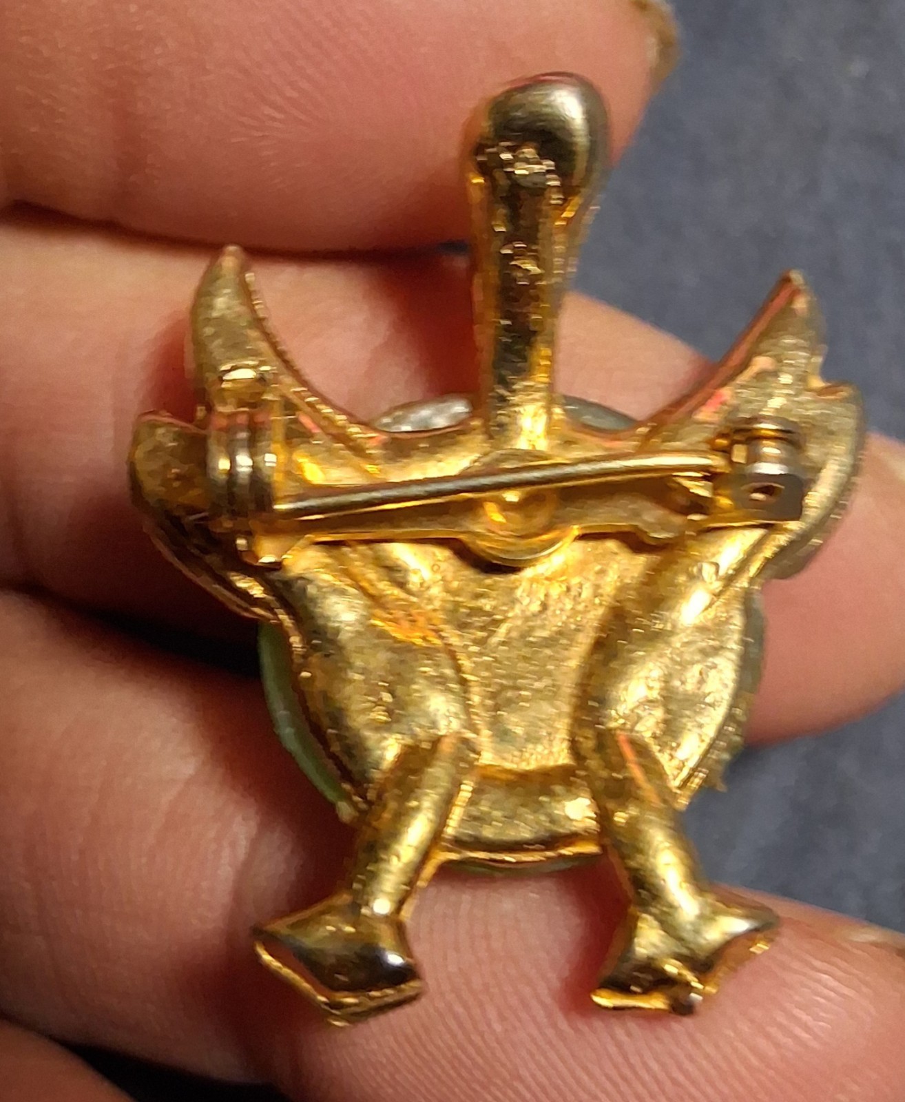 Unsigned Jelly Belly-Type Bird 1-1/4″ Brooch/Pins. See Pics & Description.
