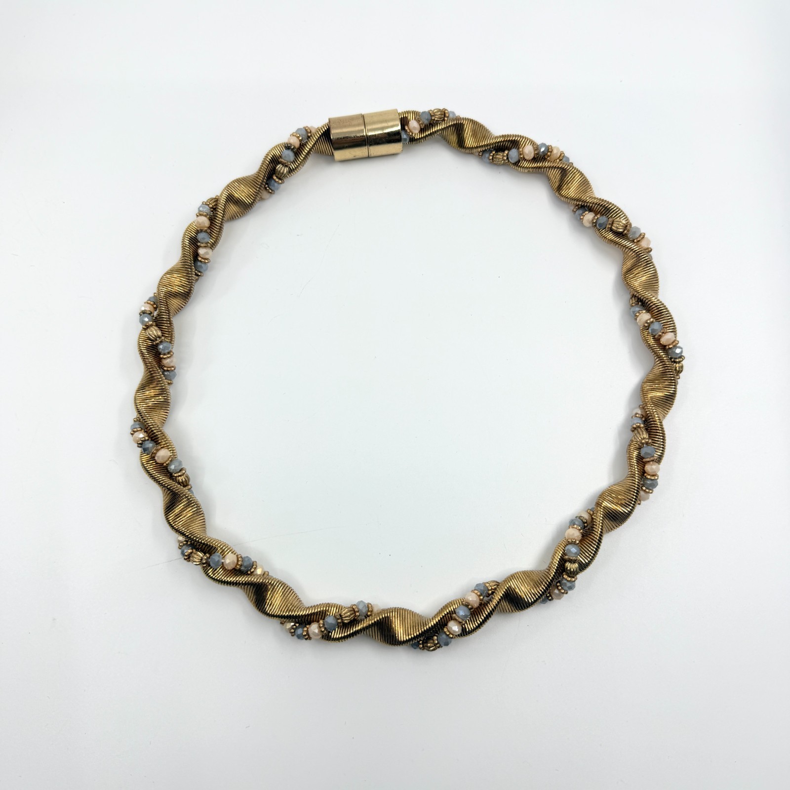 VTG Retro Gold Tone Twisted Wire Choker Necklace Beaded Crystal Magnetic Clasp