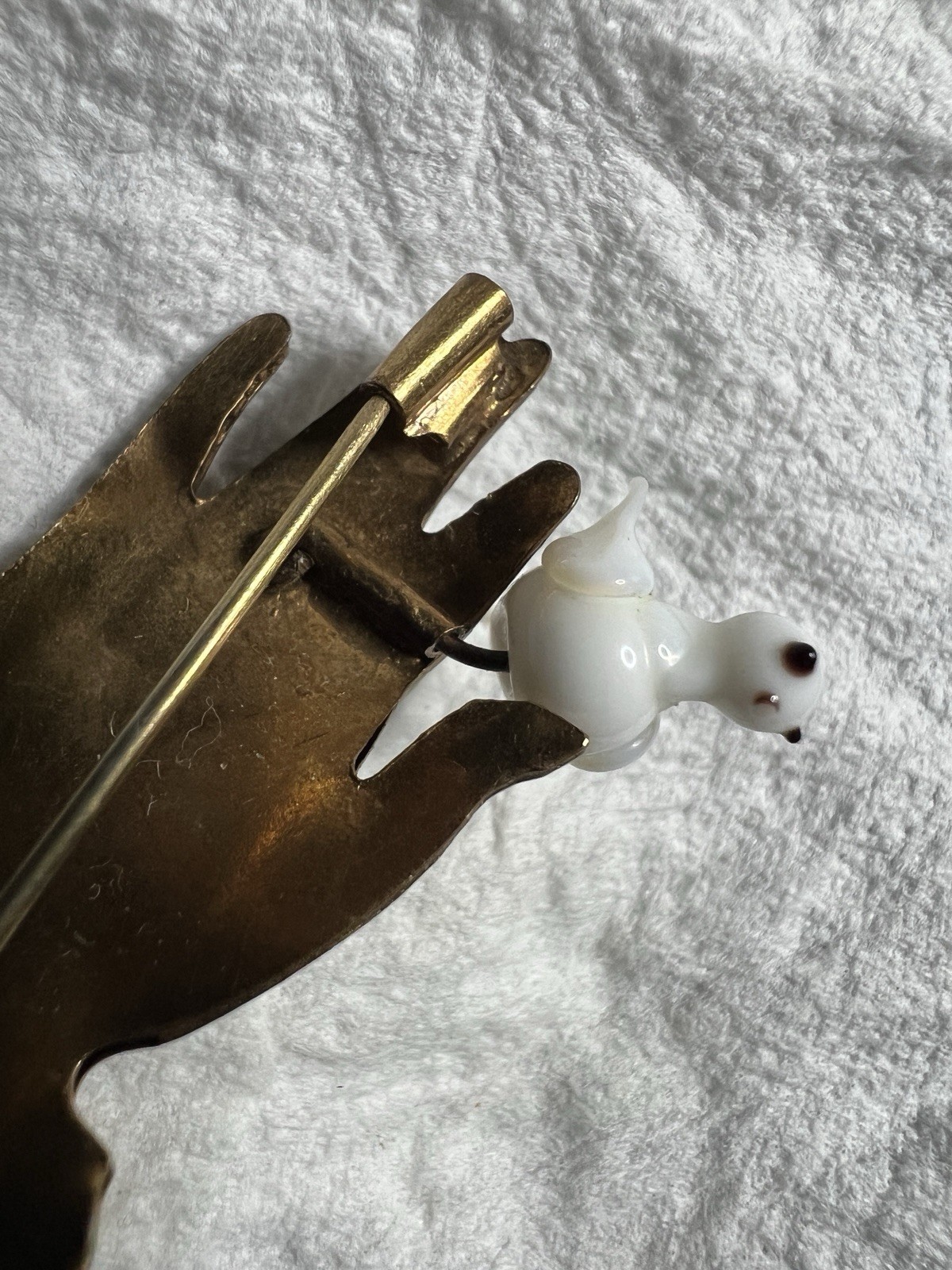 Art Deco Hand Pin / Brooch Holding Milk Glass Bird Figure – France