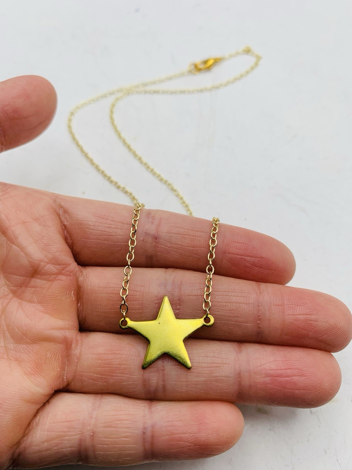 Vintage Gold Tone Celestial Star Charm Dainty Everyday Dainty 16” Necklace