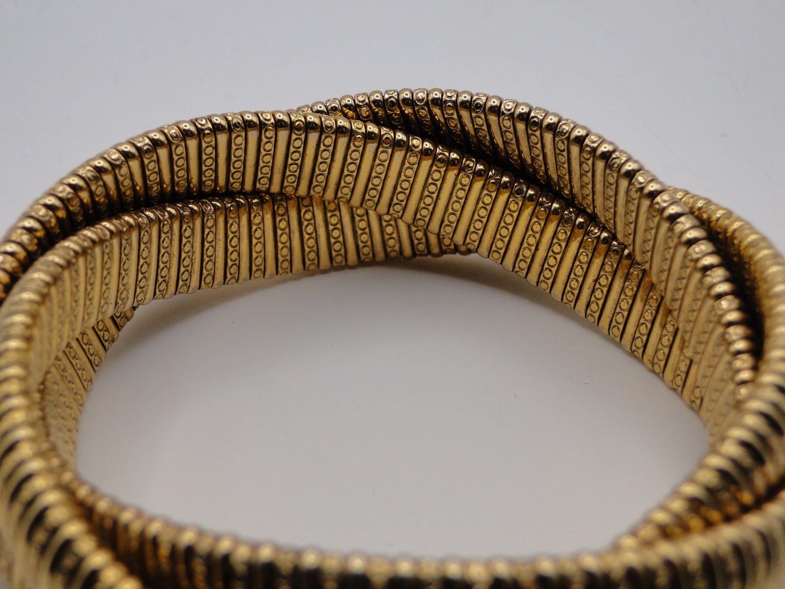 Beautifully Detailed Golden Triple Rolling Cobra Snake Style Stretch Bracelet