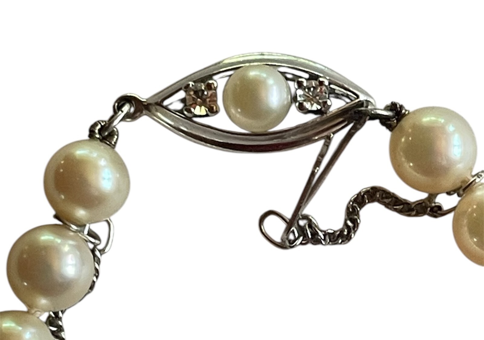 Vintage Pearl Necklace Sterling Silver Clasp 15″ With Diamonds Lovely