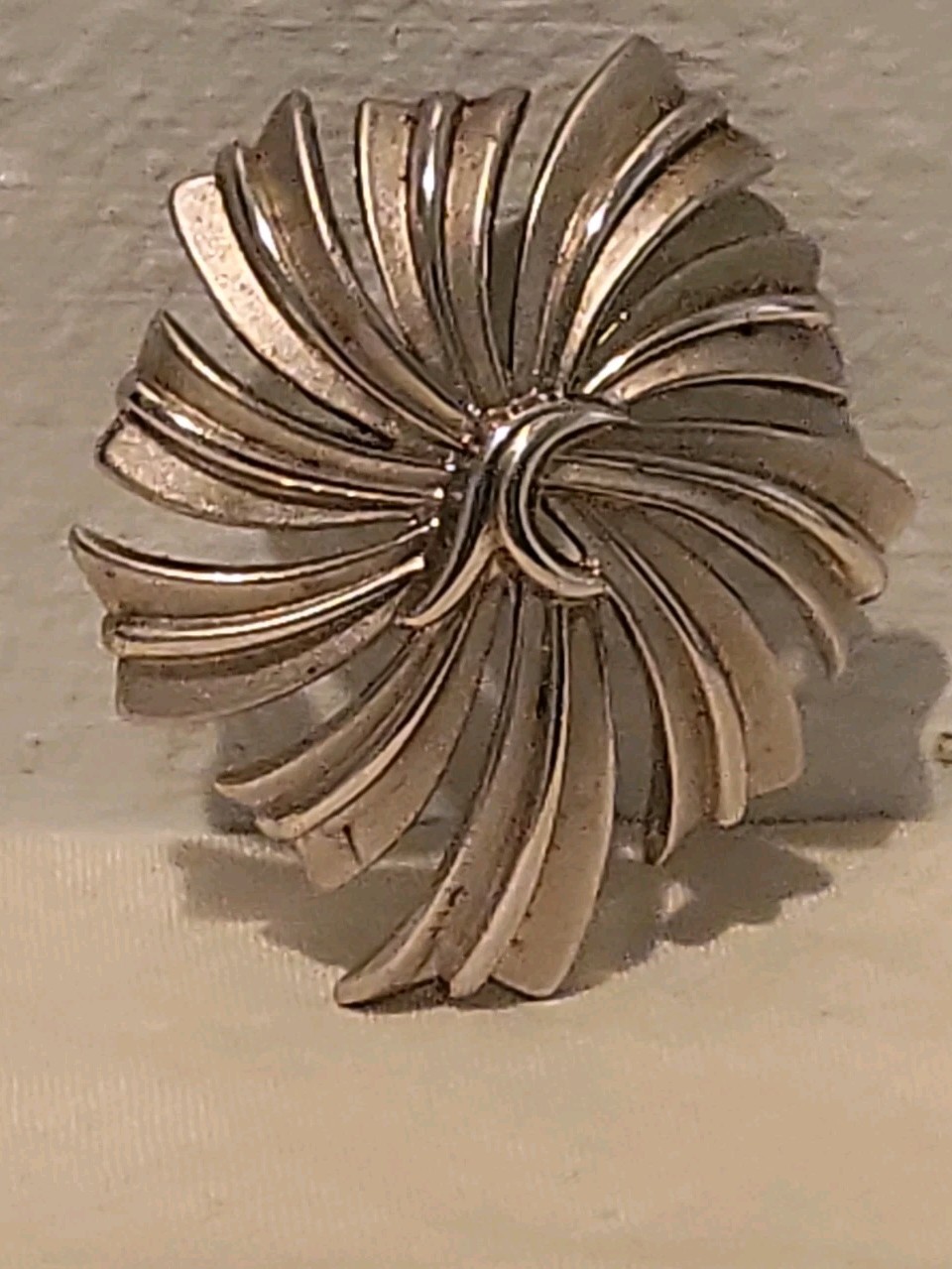 Vintage Signed Crown Trifari Silver Tone Pin Brooch