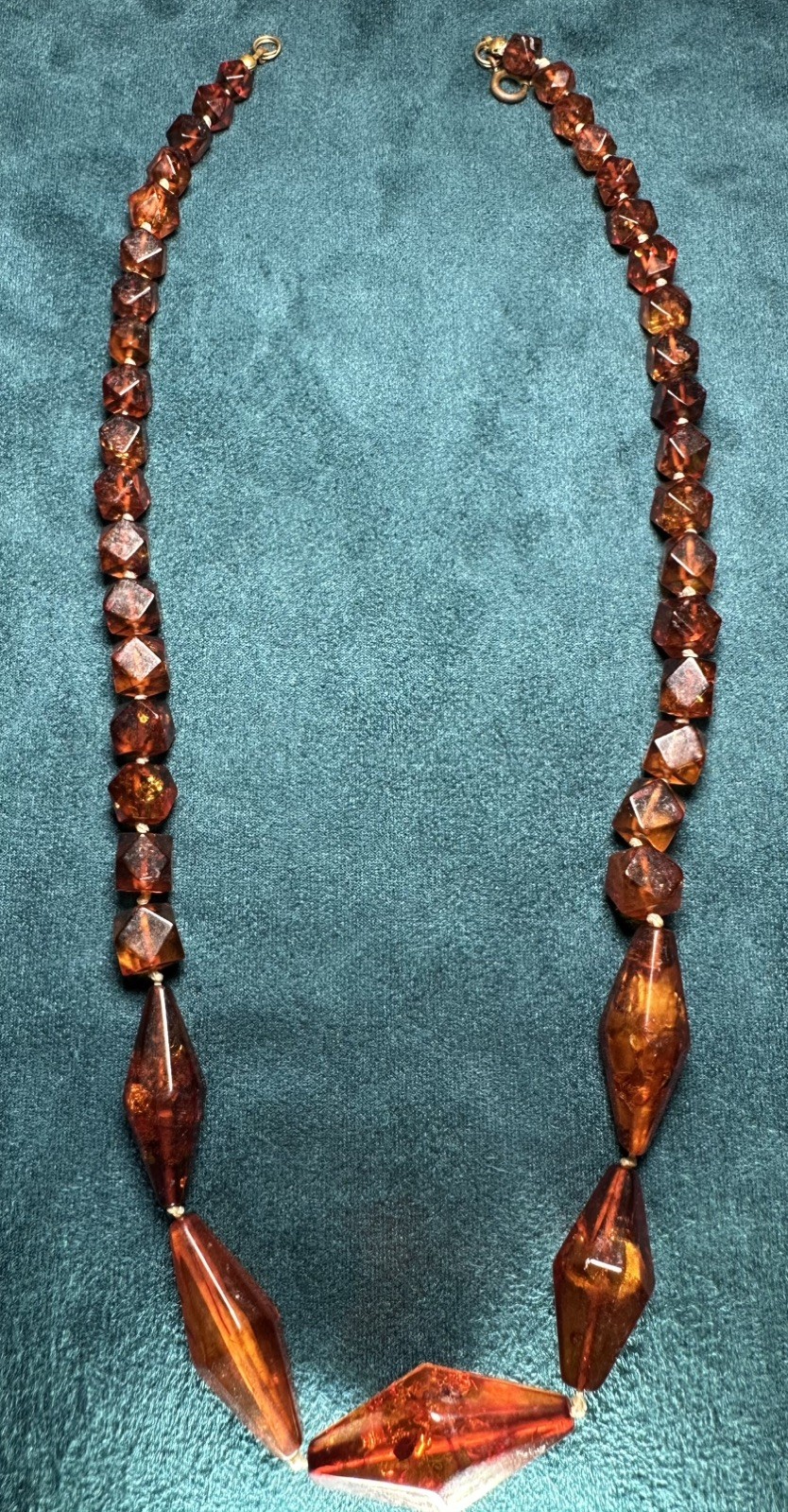 Amber Vintage Necklace 21 Grams