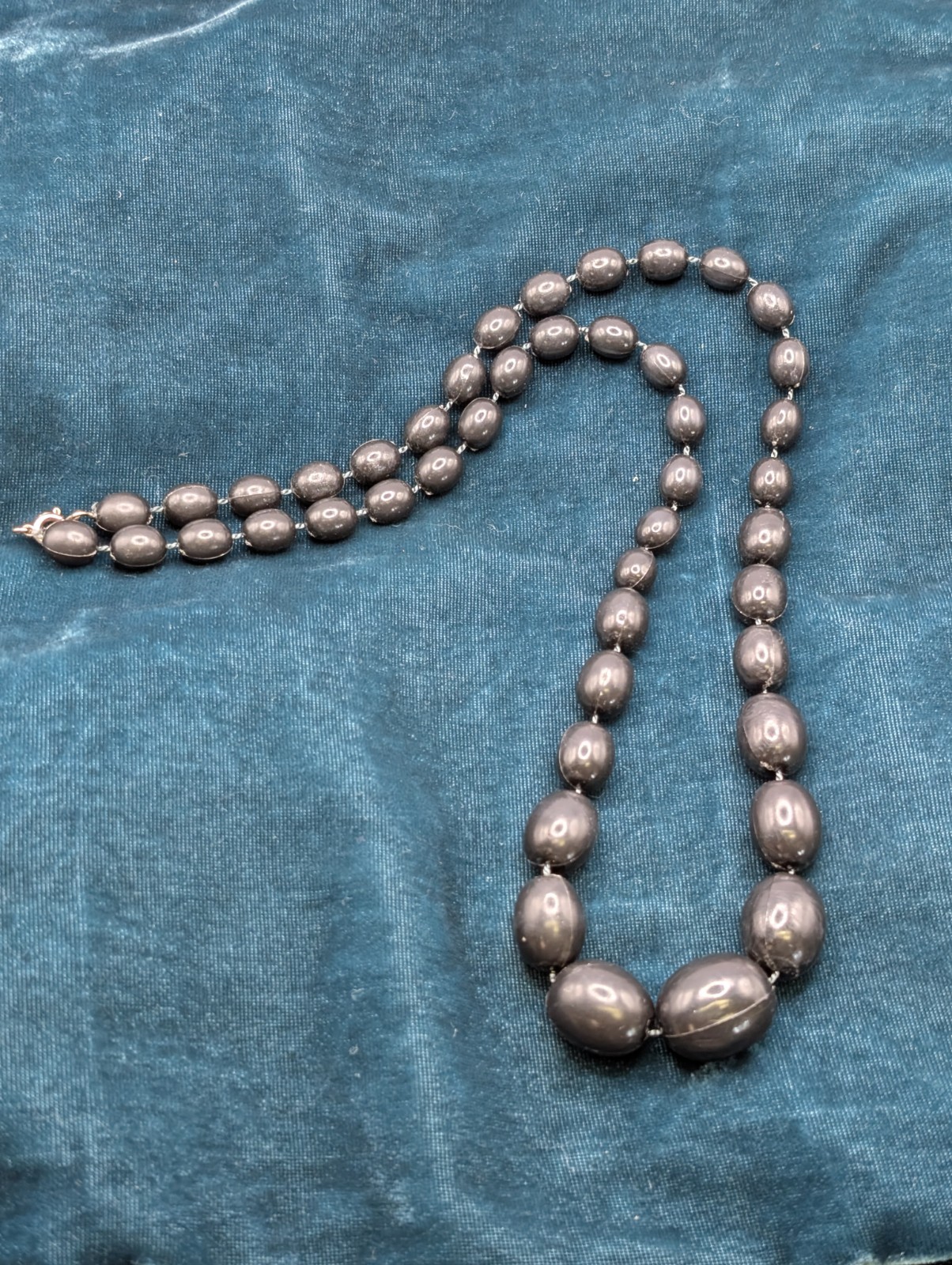 Black Plastic Oval Beaded Necklace Ball Chain Lobster Clasp 24in No Stone