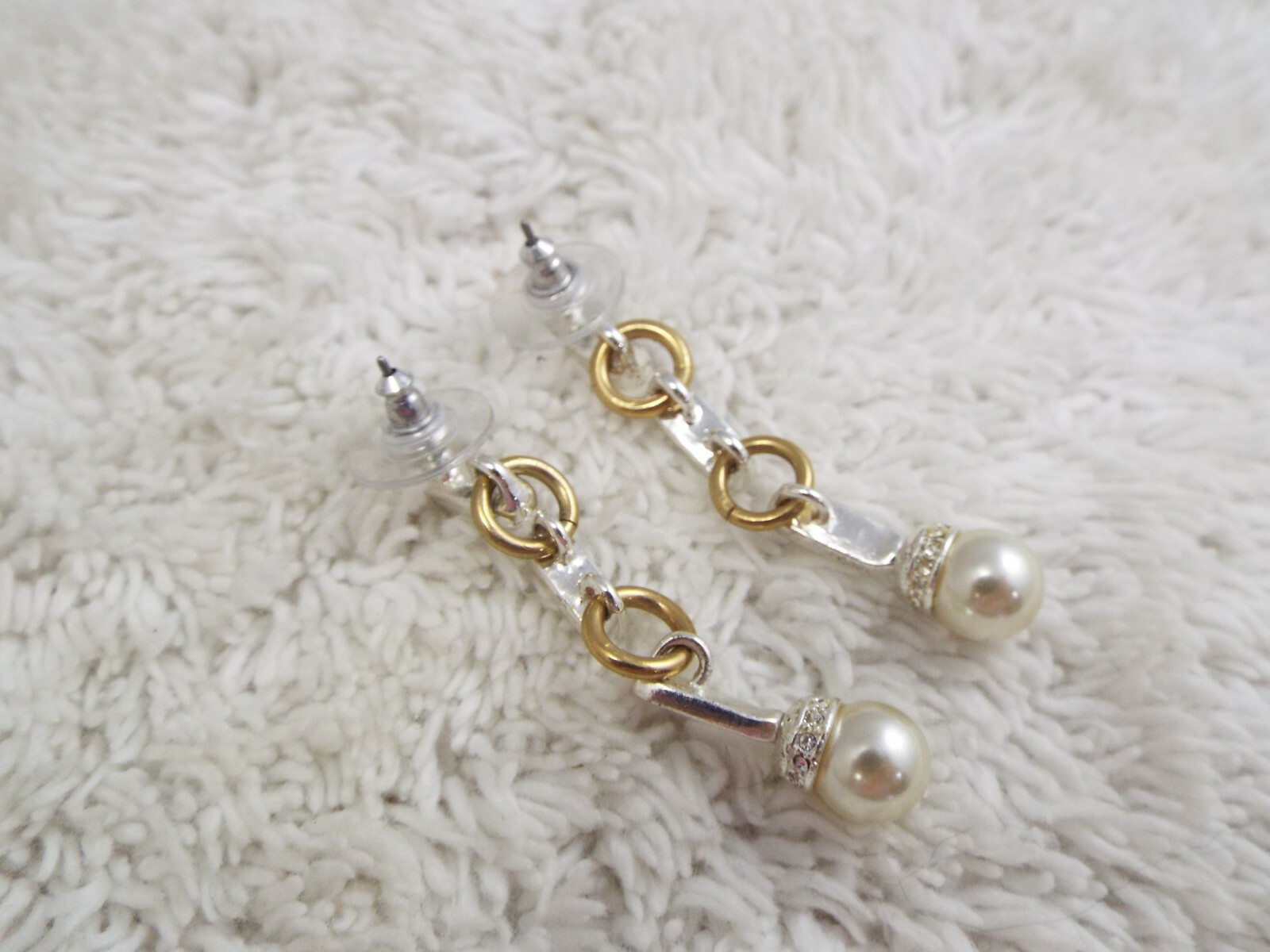 Silvertone Goldtone Rhinestone Bead Bar Link Pierced Earrings (B45)