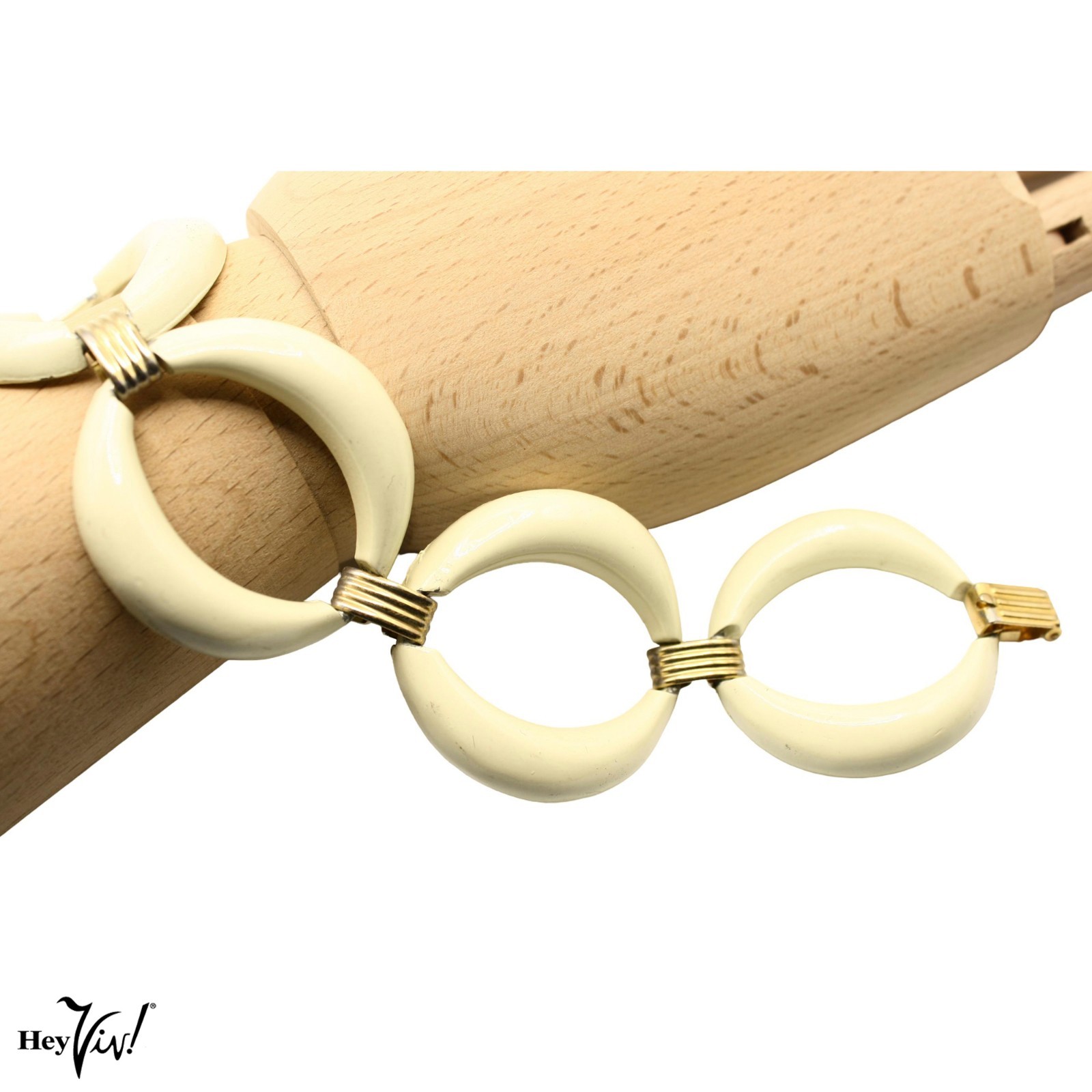 Vintage 1960s Mod Off White Enamel Link Bracelet Gold Tone Accents 7″ – Hey Viv