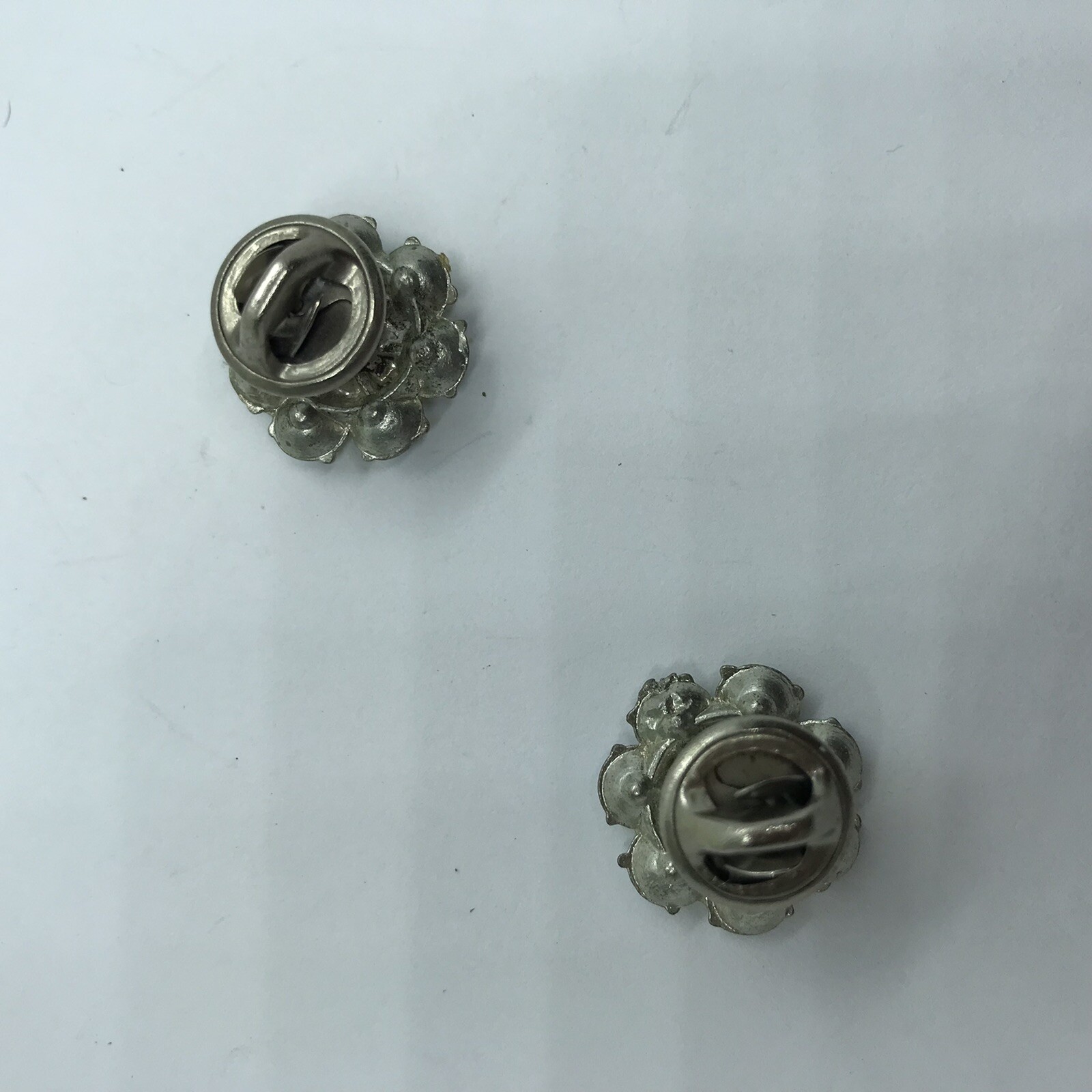 Vintage Scatter Pins Pot Metal Rhinestone set of 2 flower shape aurora borealis