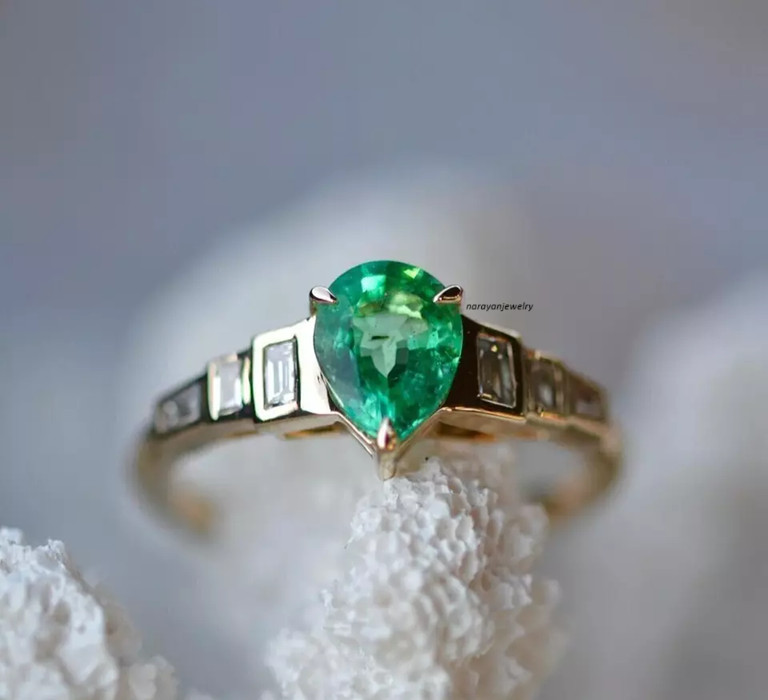 3Ct Lab Created Green Emerald Solitaire Engagement Ring 14K Yellow Gold Finish