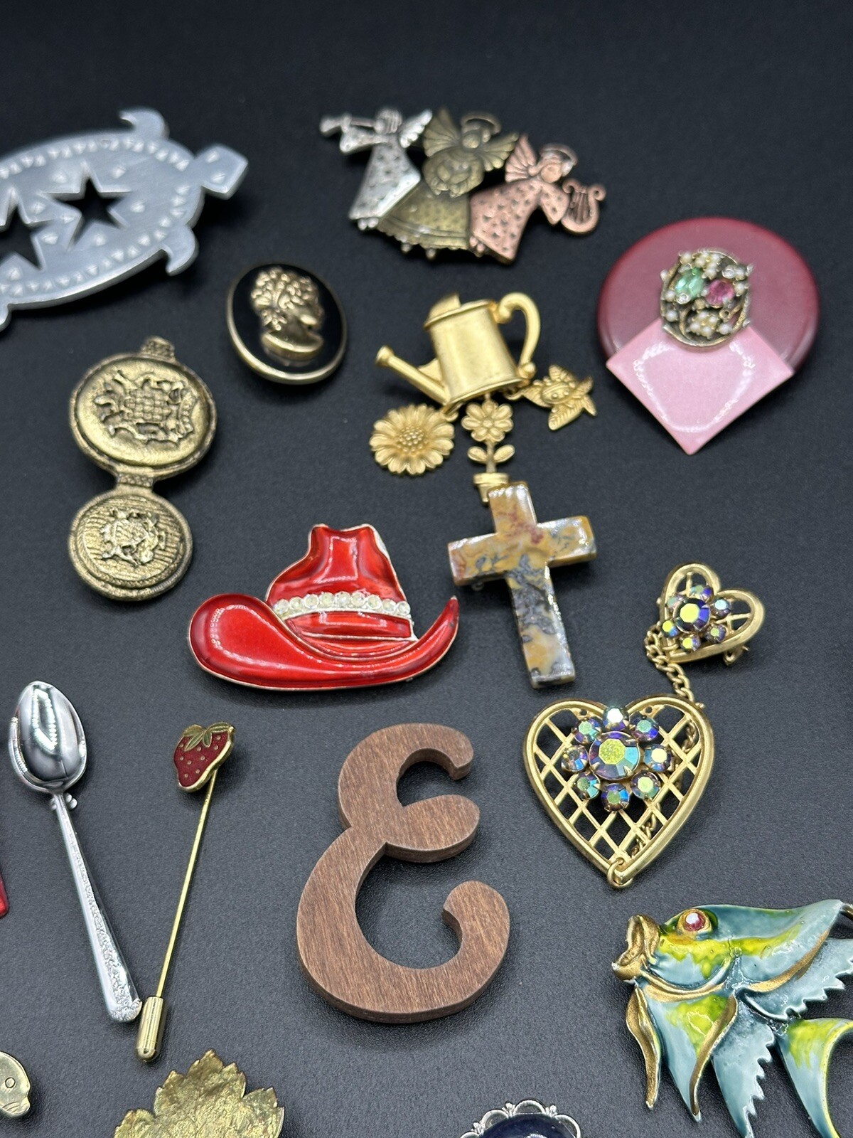 Vintage Lot of 27 Pins – Gold Tones & Silver Tones – Other- All Wearable