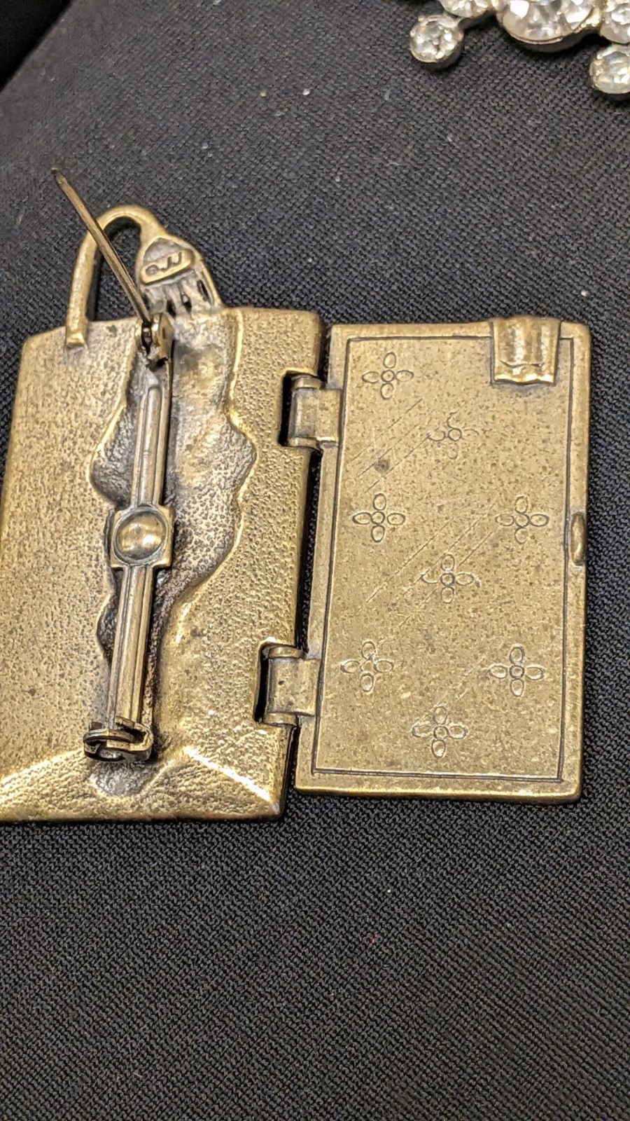 Vintage Hinged Rectangle Book-Form Brooch Pin Gold Color Signed CJ Art