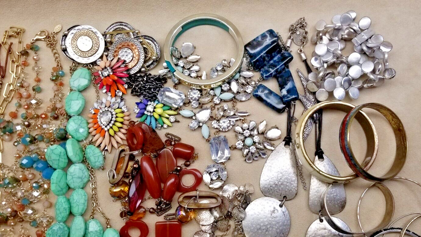 Estate Vintage Junk Drawer Jewelry Lot Unsearched Untested Repair Craft